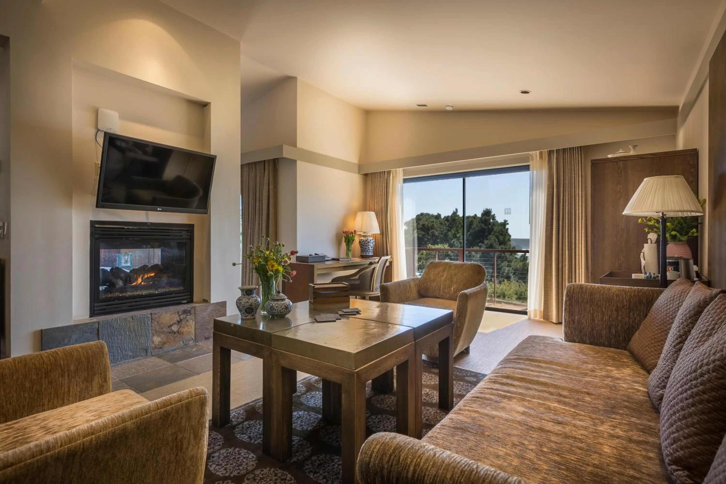 Communal lounge/ TV room in Heritage House Resort & Spa