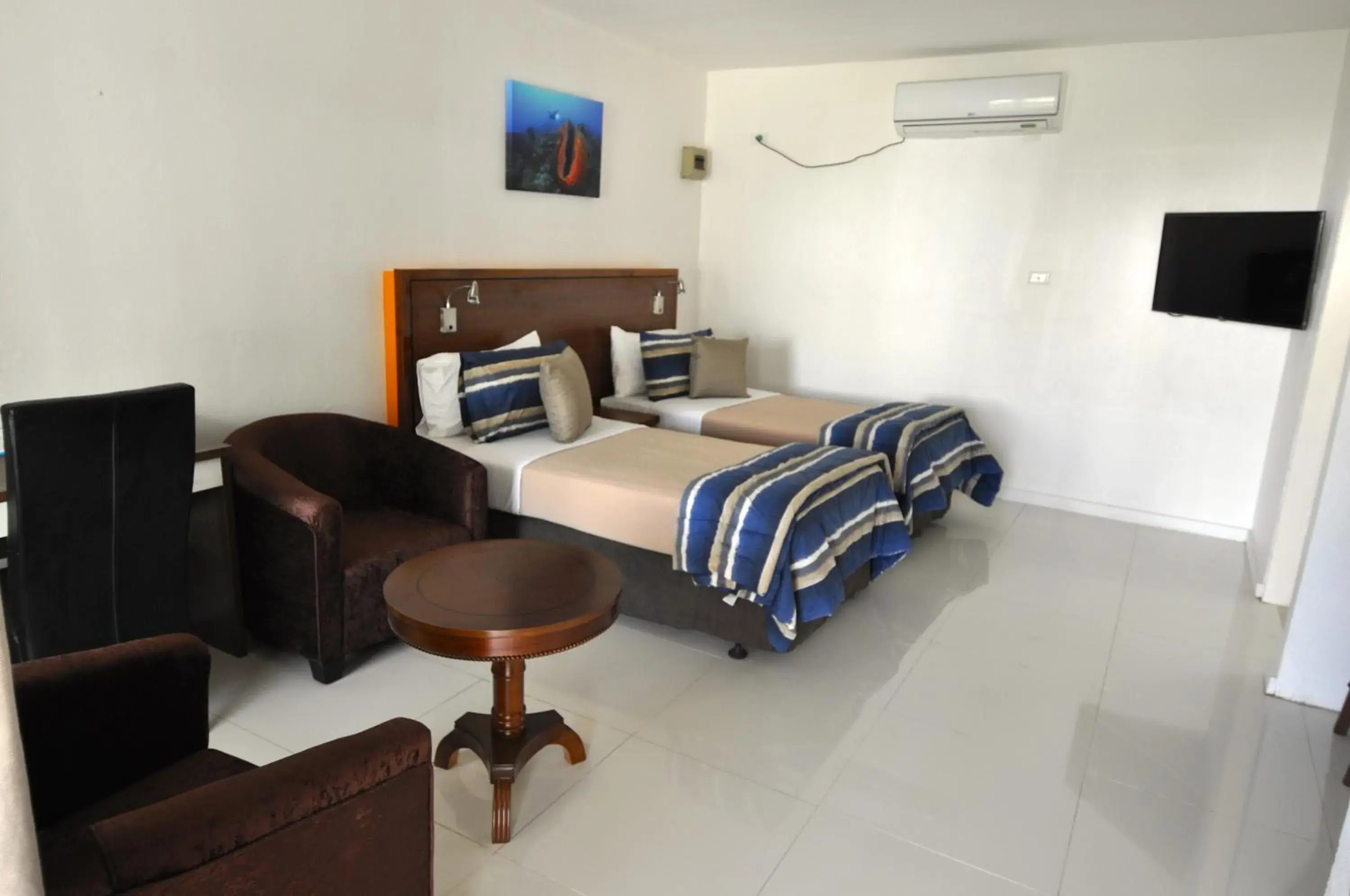 Standard Double or Twin Room in Madang Resort Standard Double or Twin Room in Madang Resort