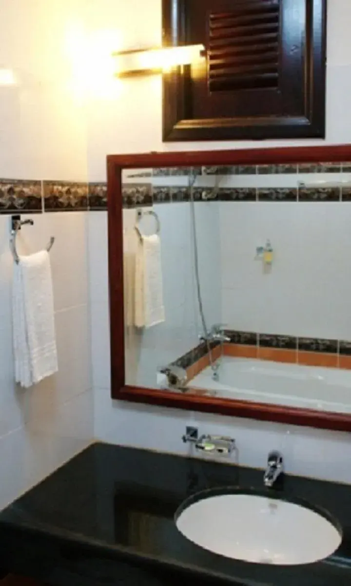 Deluxe Double Room in Long Beach Hotel Deluxe Double Room in Long Beach Hotel