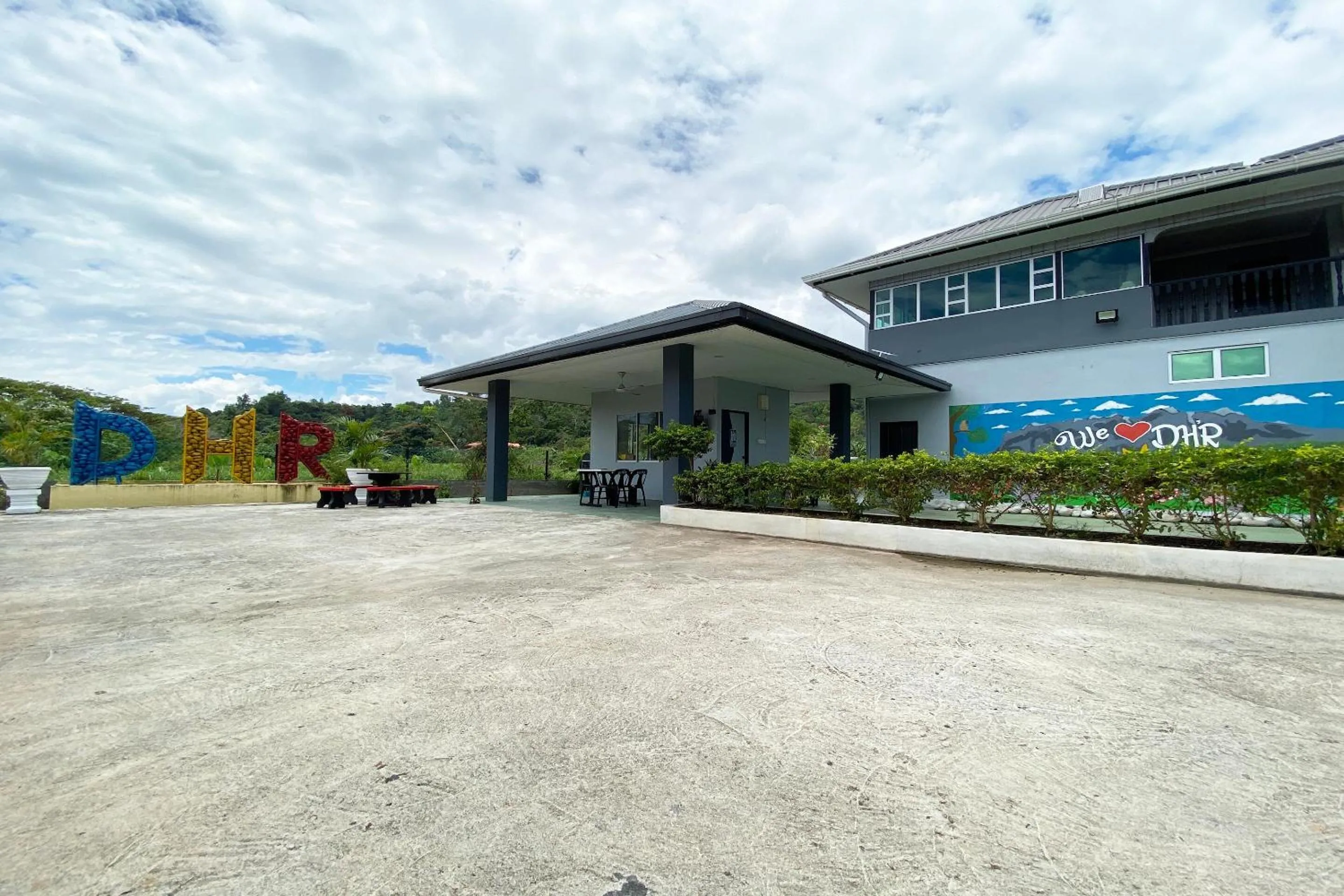 Facade/entrance in Hotel O Dh Residence