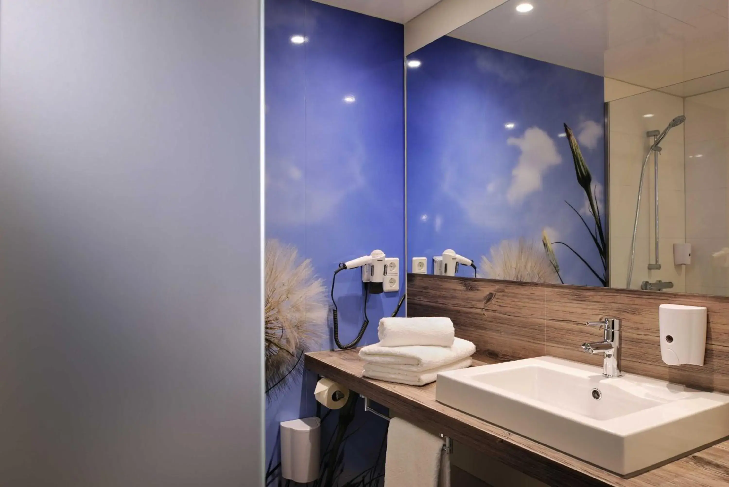 Comfort Double Room - single occupancy in Hirsch - Das Ellwanger Landhotel Comfort Double Room - single occupancy in Hirsch - Das Ellwanger Landhotel