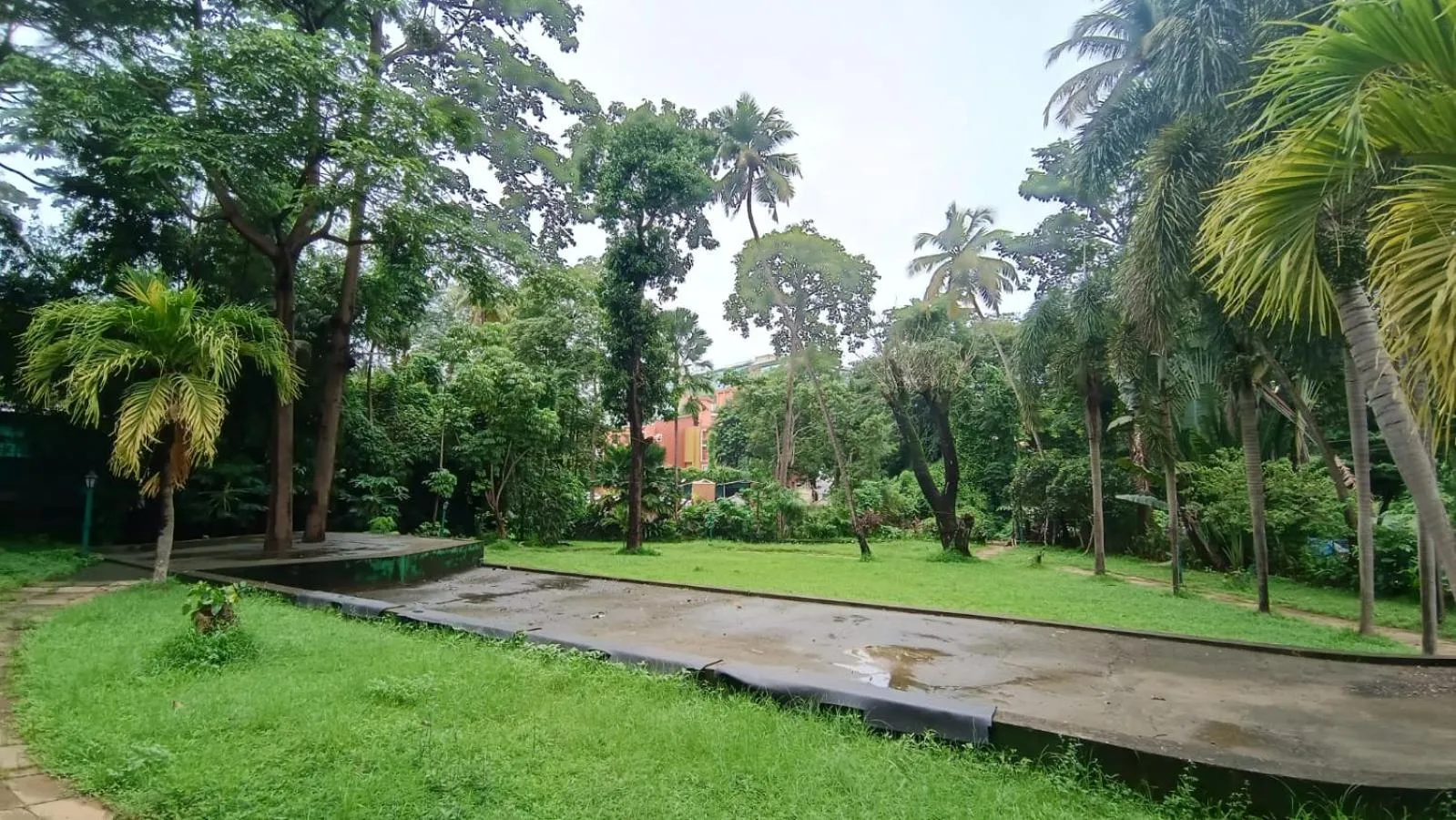 Garden in Golden Landmark Green Valley Beach Resort