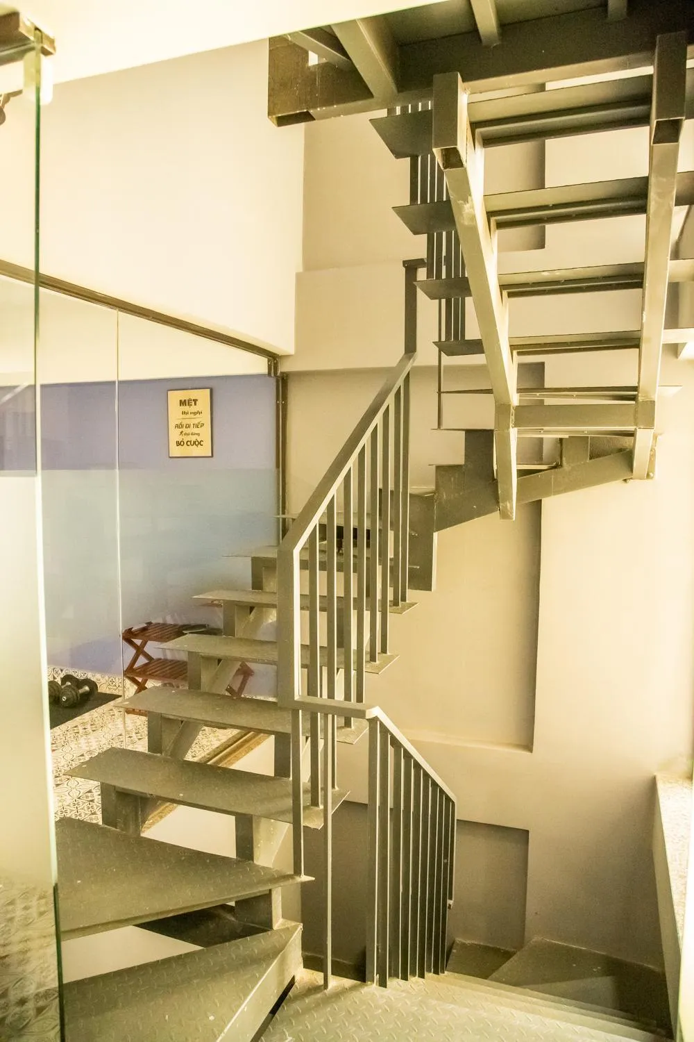 LA MIA Lakeview Hotel