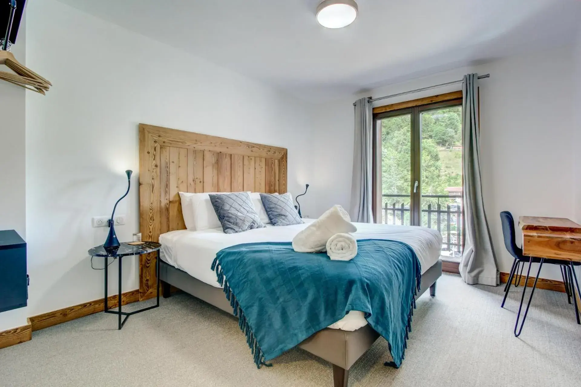 Superior Double or Twin Room in Hotel Du Lac Superior Double or Twin Room in Hotel Du Lac