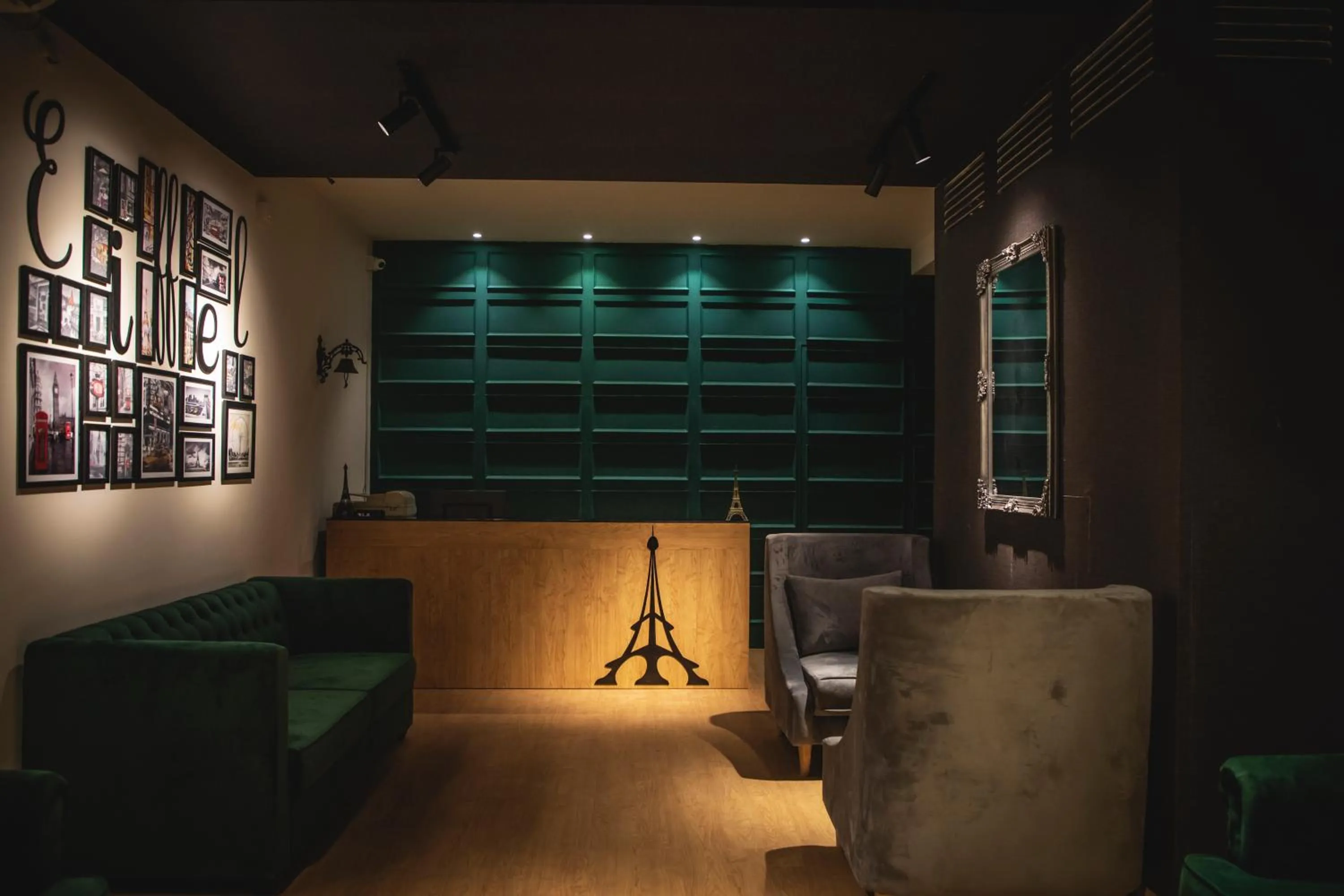 Lobby or reception in Eiffel Suites - Kammanahalli