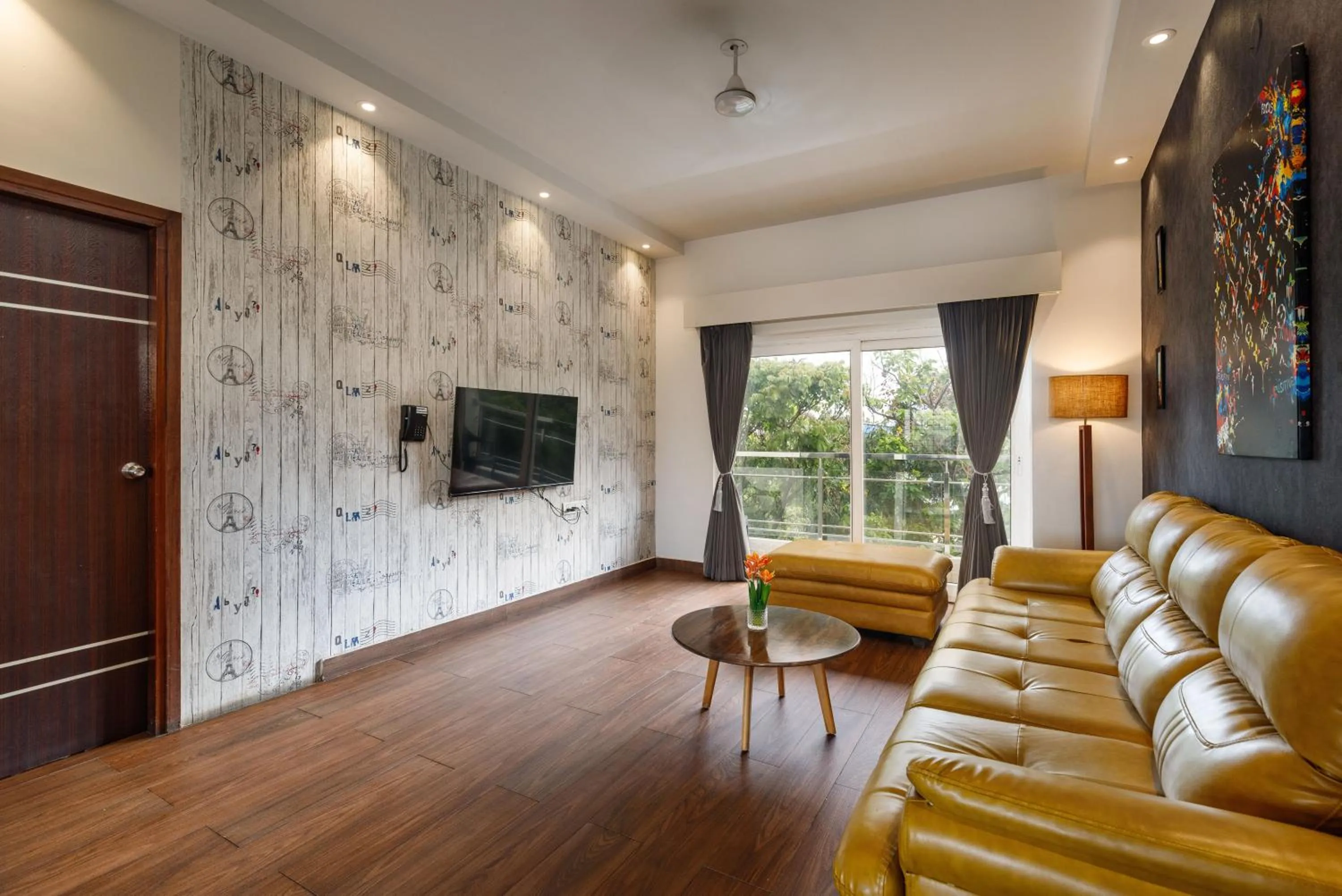 Eiffel Suites - Kammanahalli