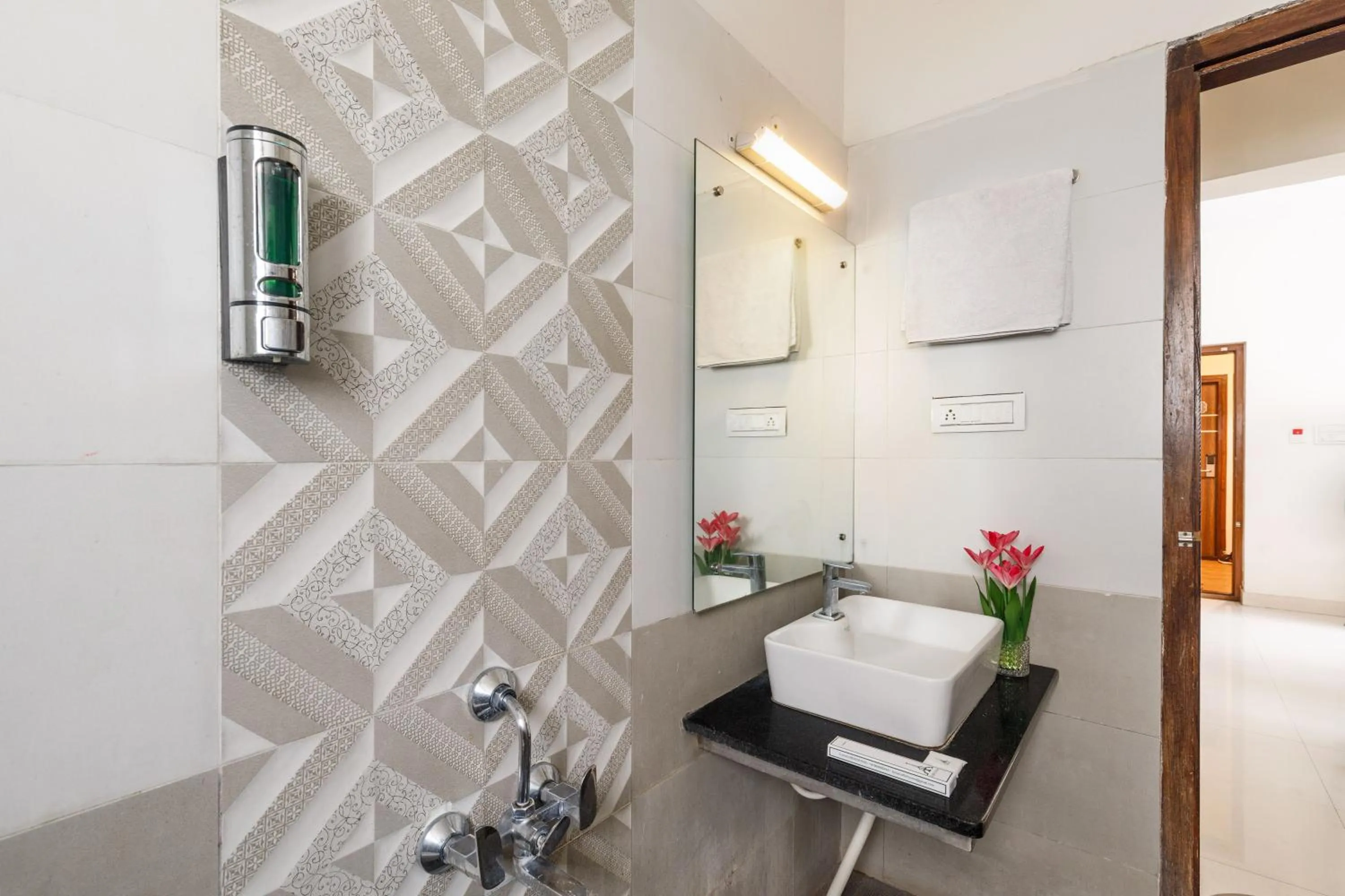 Eiffel Suites - Kammanahalli