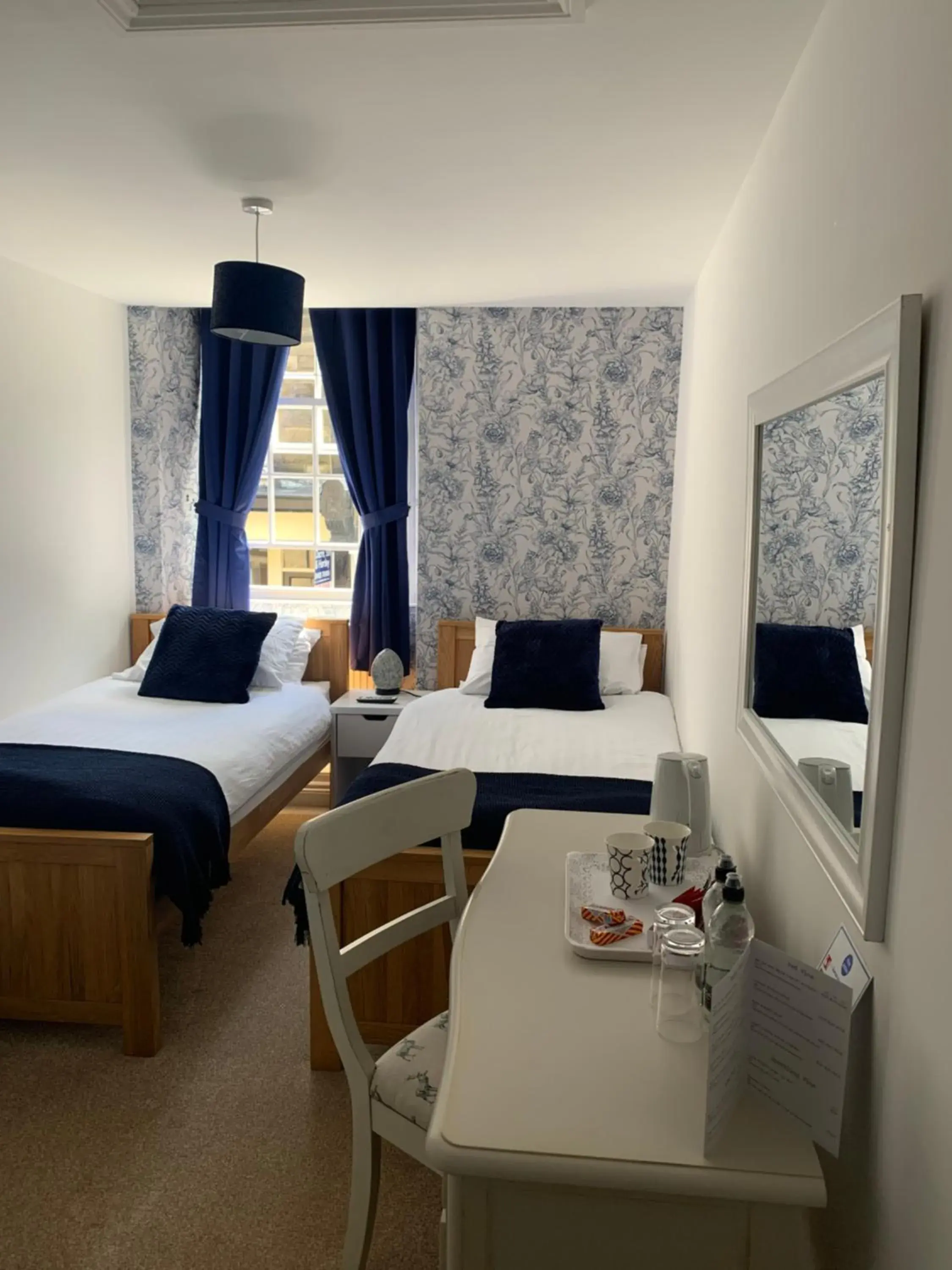 Deluxe Twin Room - single occupancy in Crown Hotel Deluxe Twin Room - single occupancy in Crown Hotel