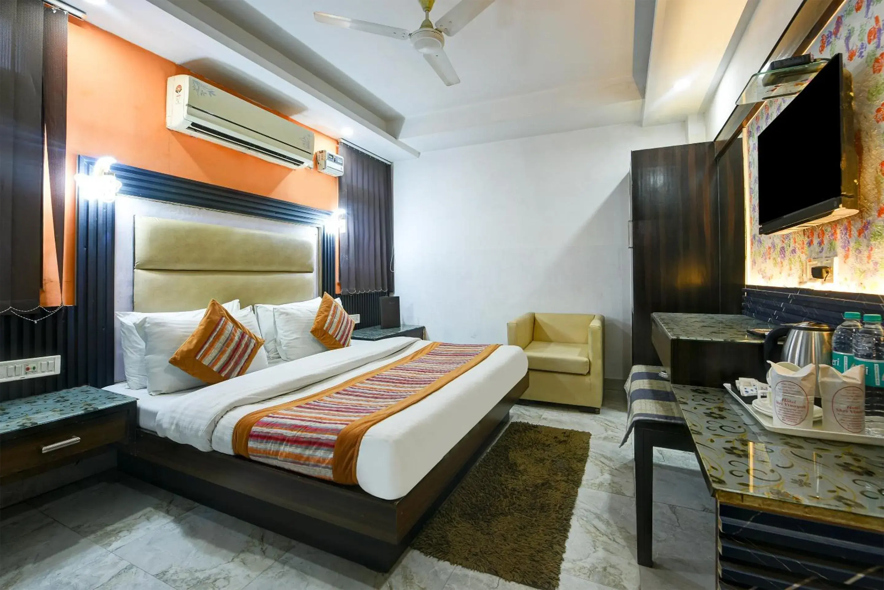 Standard Double Room in Hotel Shri Vinayak in City Centre at New Delhi Railway Station-By RCG Hotels Standard Double Room in Hotel Shri Vinayak in City Centre at New Delhi Railway Station-By RCG Hotels