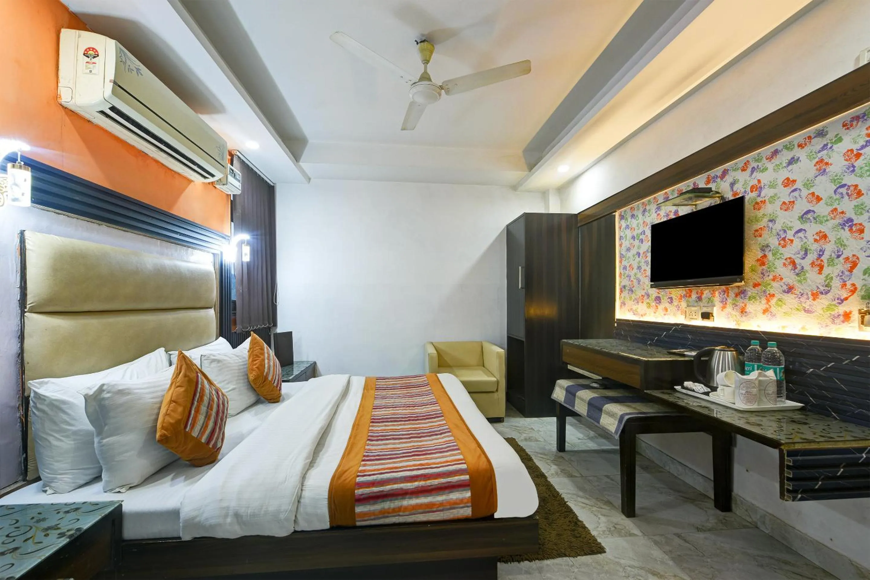 Bedroom, Bed in Hotel Shri Vinayak in City Centre at New Delhi Railway Station-By RCG Hotels