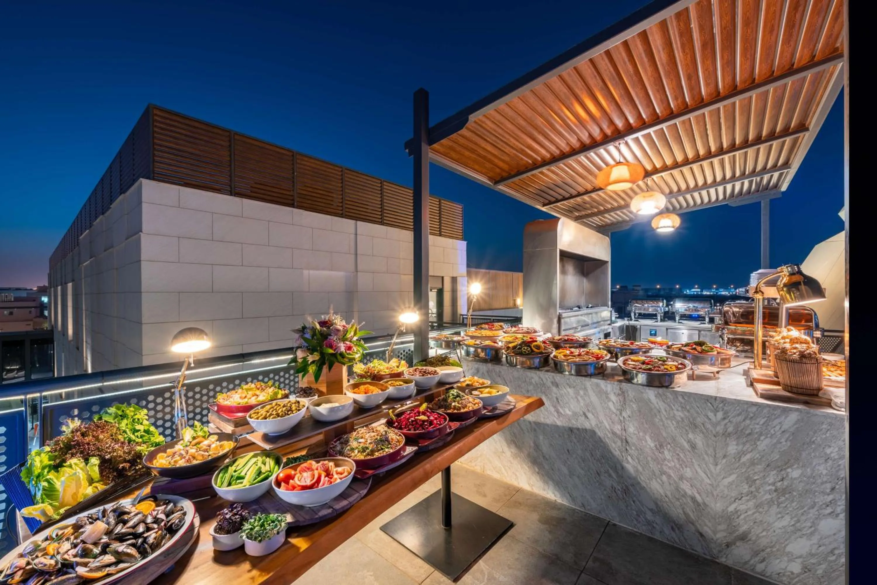 Restaurant/places to eat in Radisson Blu Hotel Riyadh Qurtuba