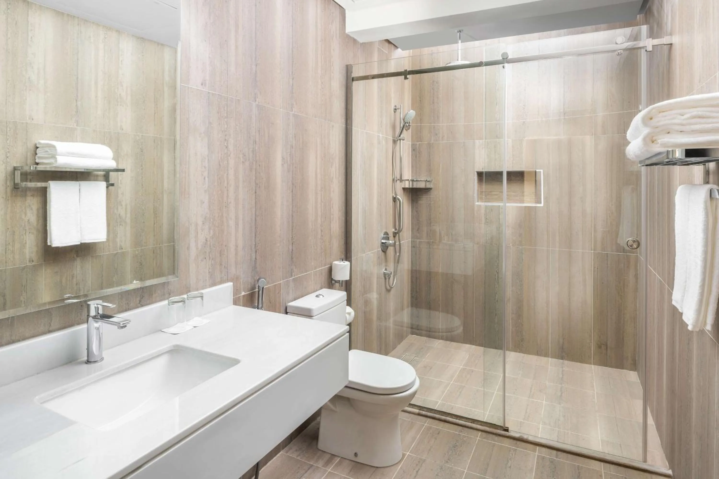 Bathroom in Radisson Blu Hotel Riyadh Qurtuba