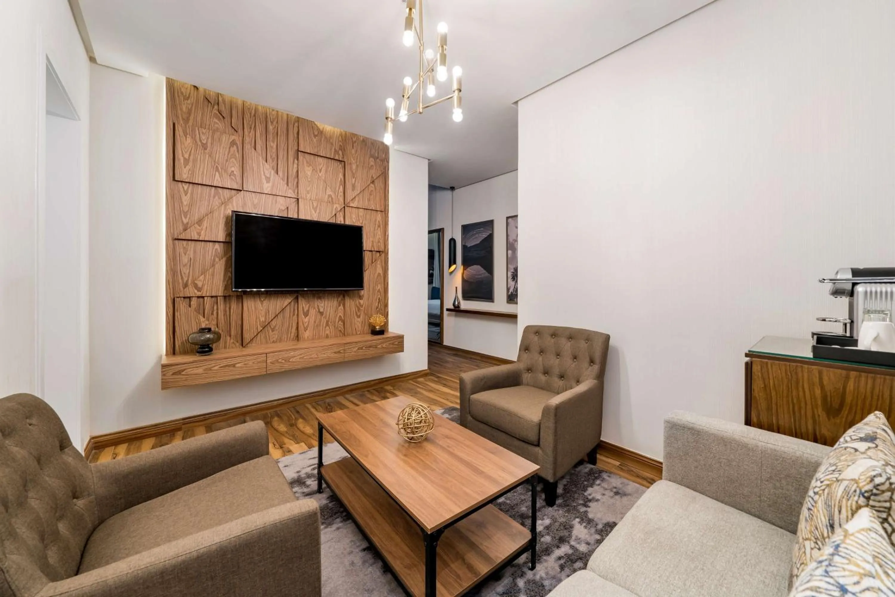 Living room in Radisson Blu Hotel Riyadh Qurtuba