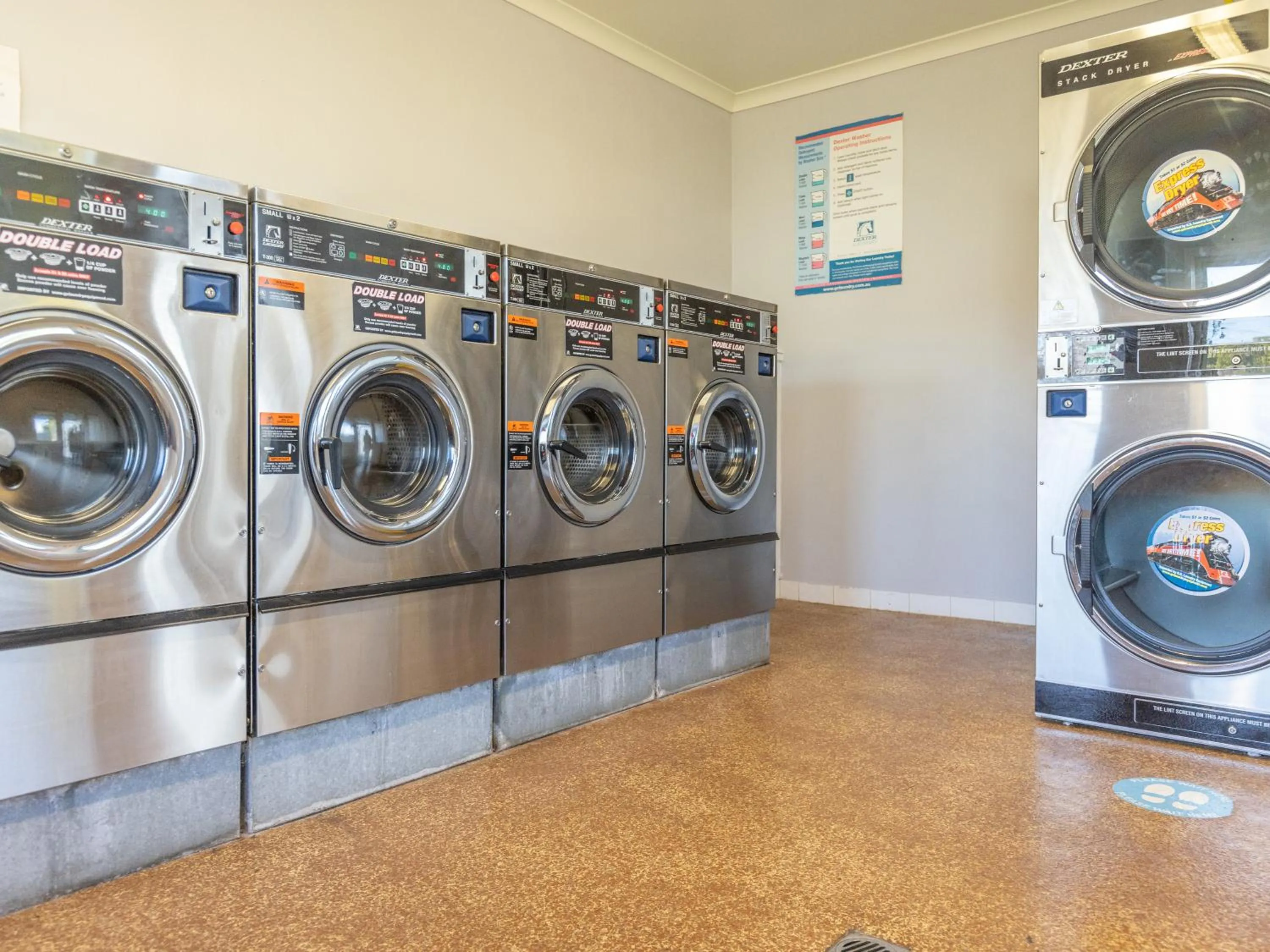 washing machine in NRMA Warrnambool Riverside Holiday Park