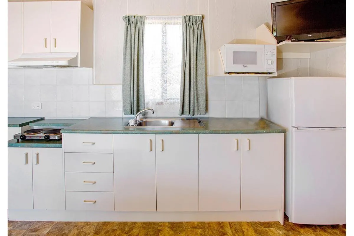 kitchen in NRMA Warrnambool Riverside Holiday Park
