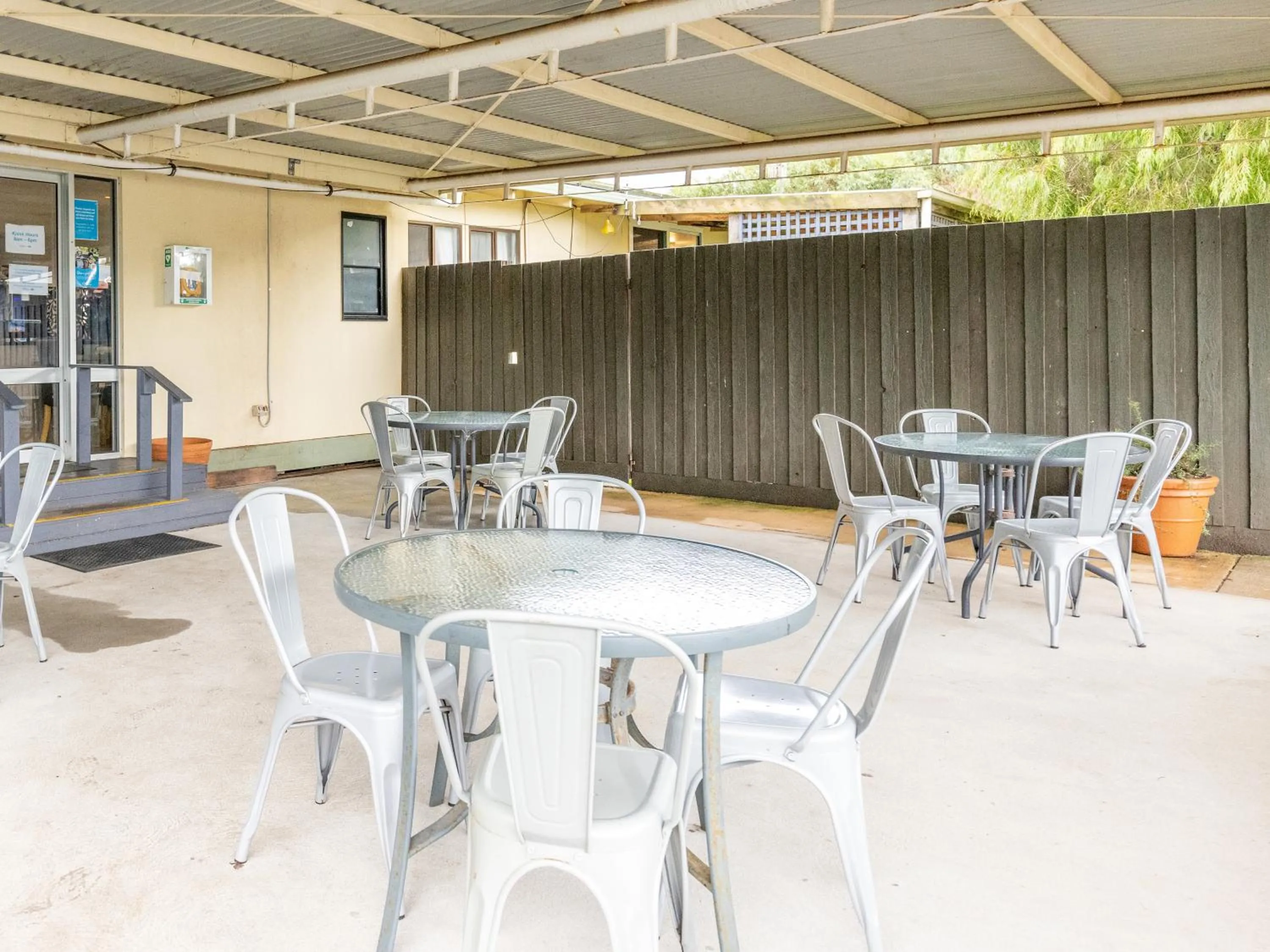 Patio in NRMA Warrnambool Riverside Holiday Park