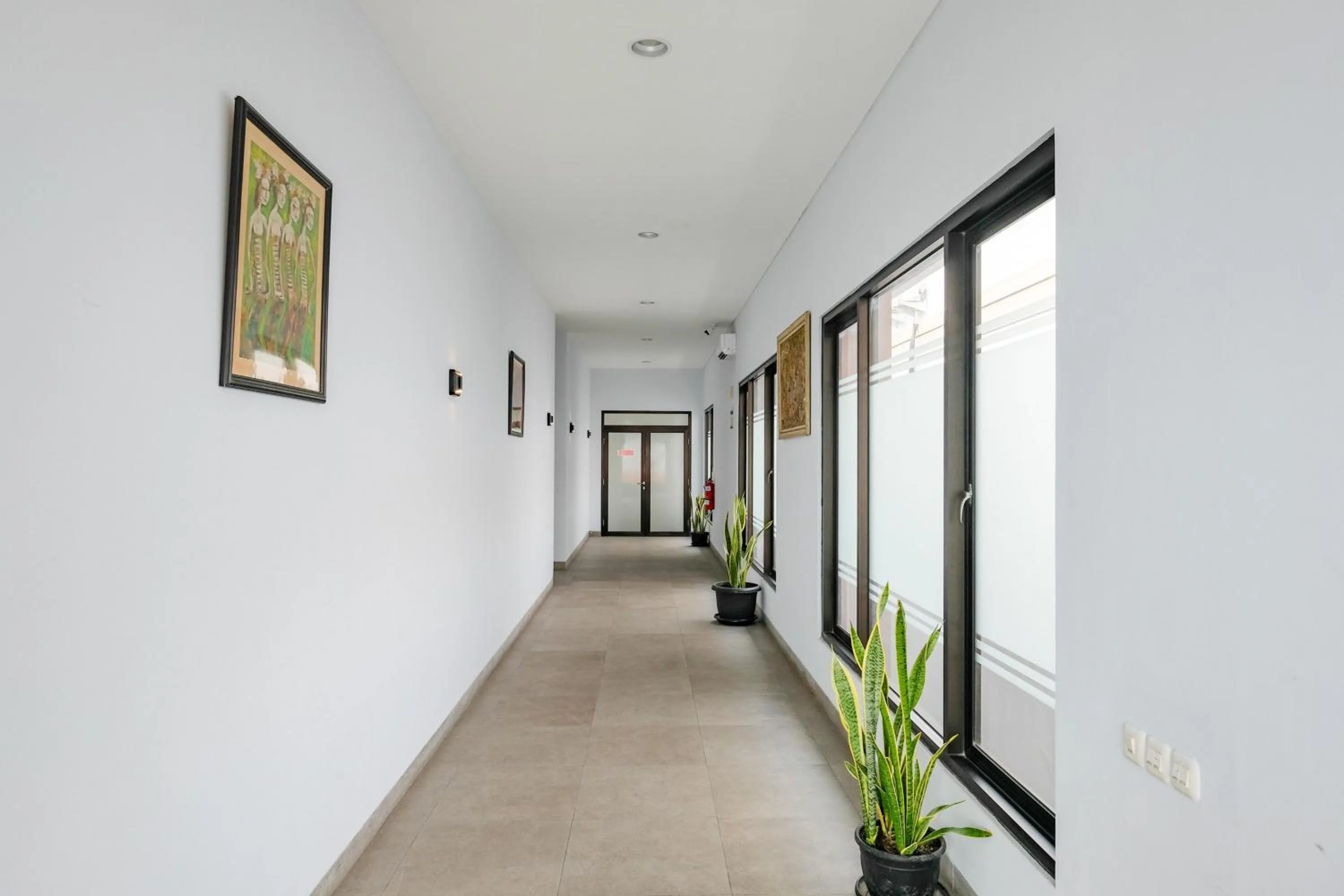 Property building in Sans Hotel Rajawali Surabaya by RedDoorz