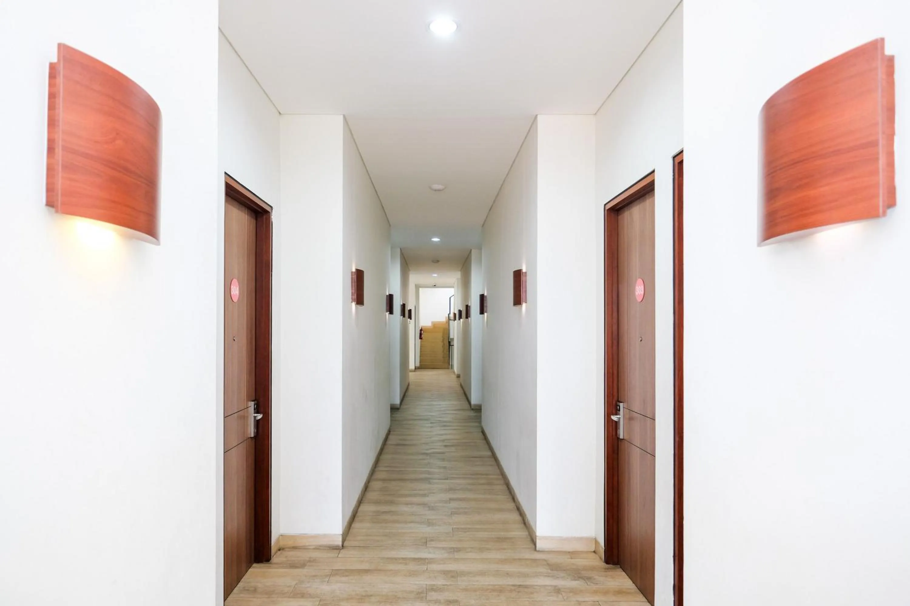 Property building in Sans Hotel Rajawali Surabaya by RedDoorz