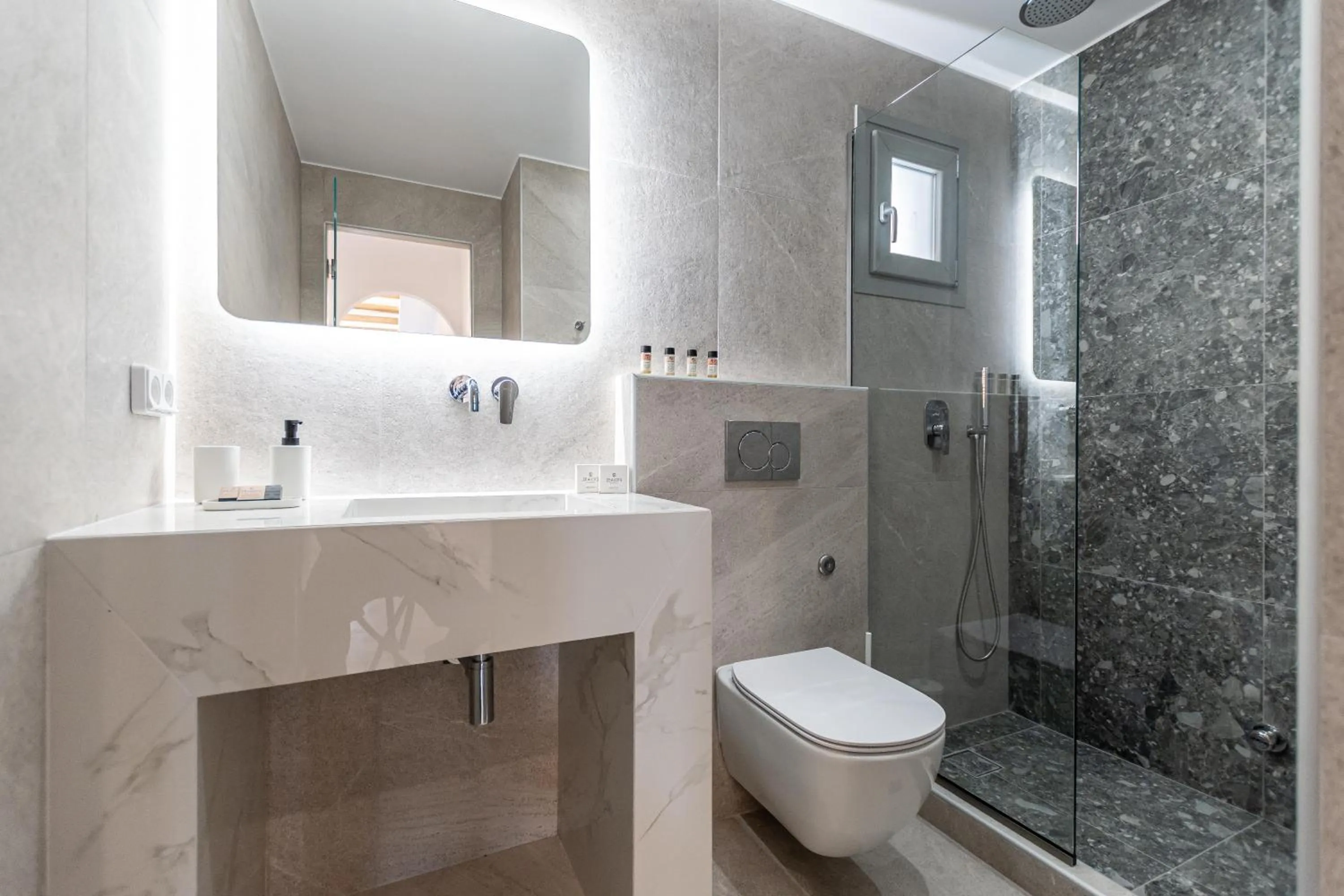 Bathroom in Adama's Suites Naxos