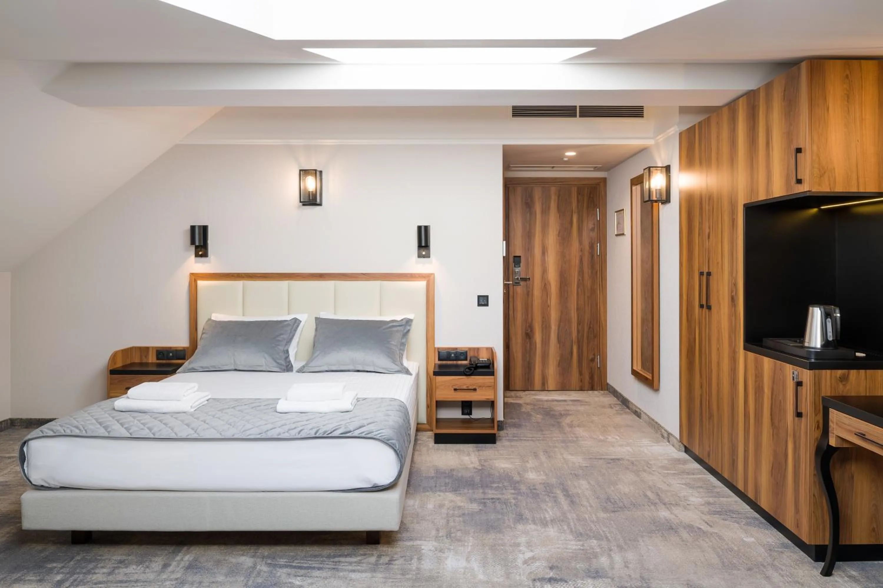 Photo of the whole room, Bed in Sky Hotel Kraków