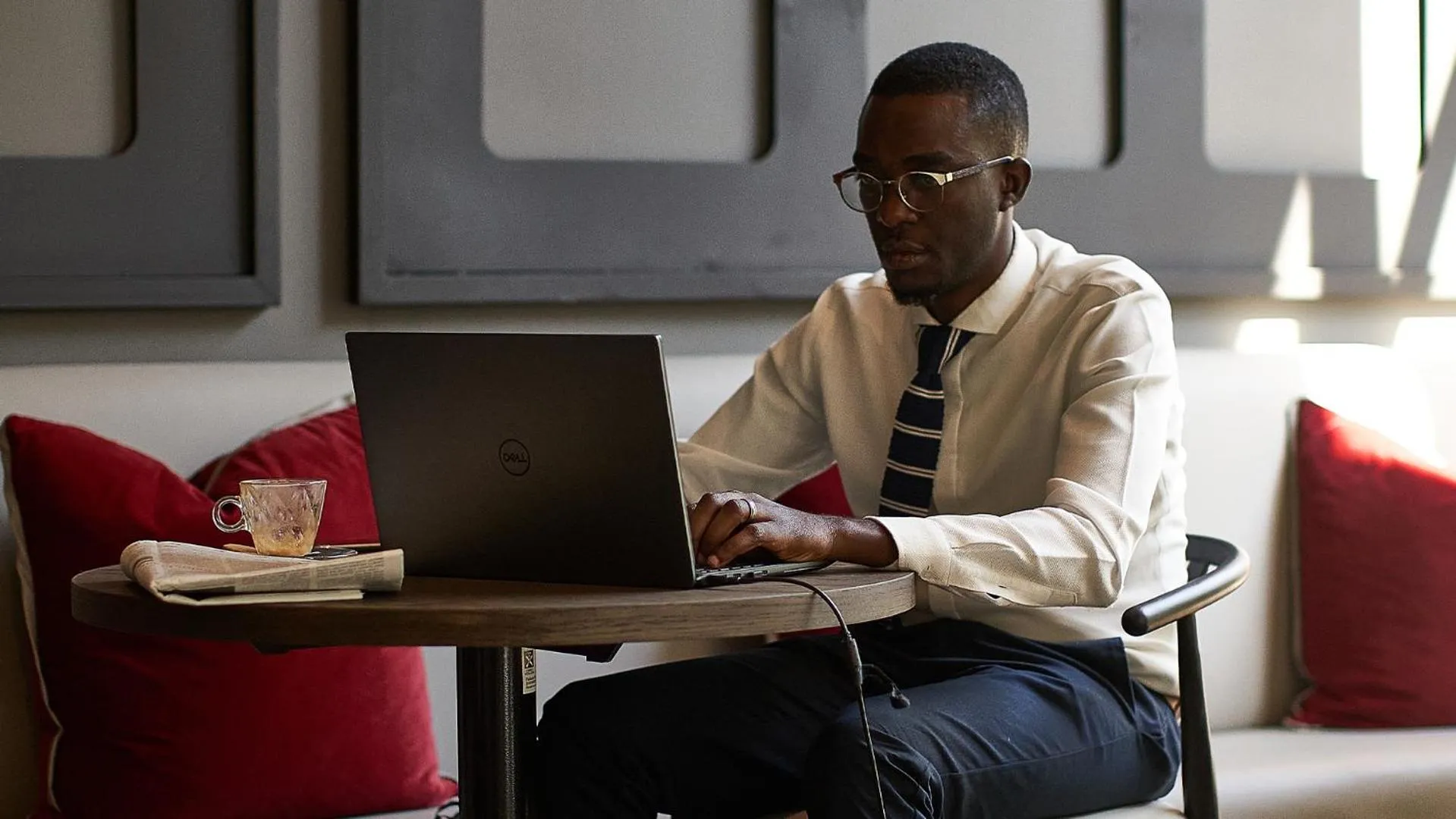 Business facilities in The Catalyst Apartment Hotel by NEWMARK