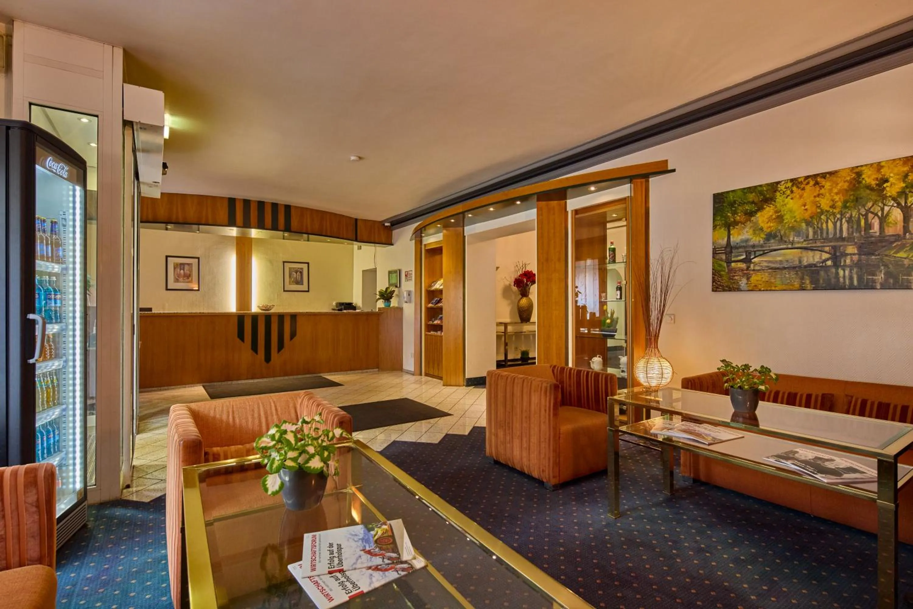 Lobby or reception in Trip Inn Hotel Esplanade, Düsseldorf