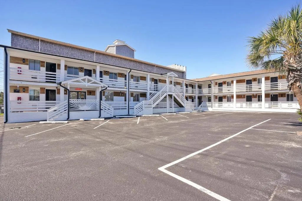 Property building in Dry Dock Inn