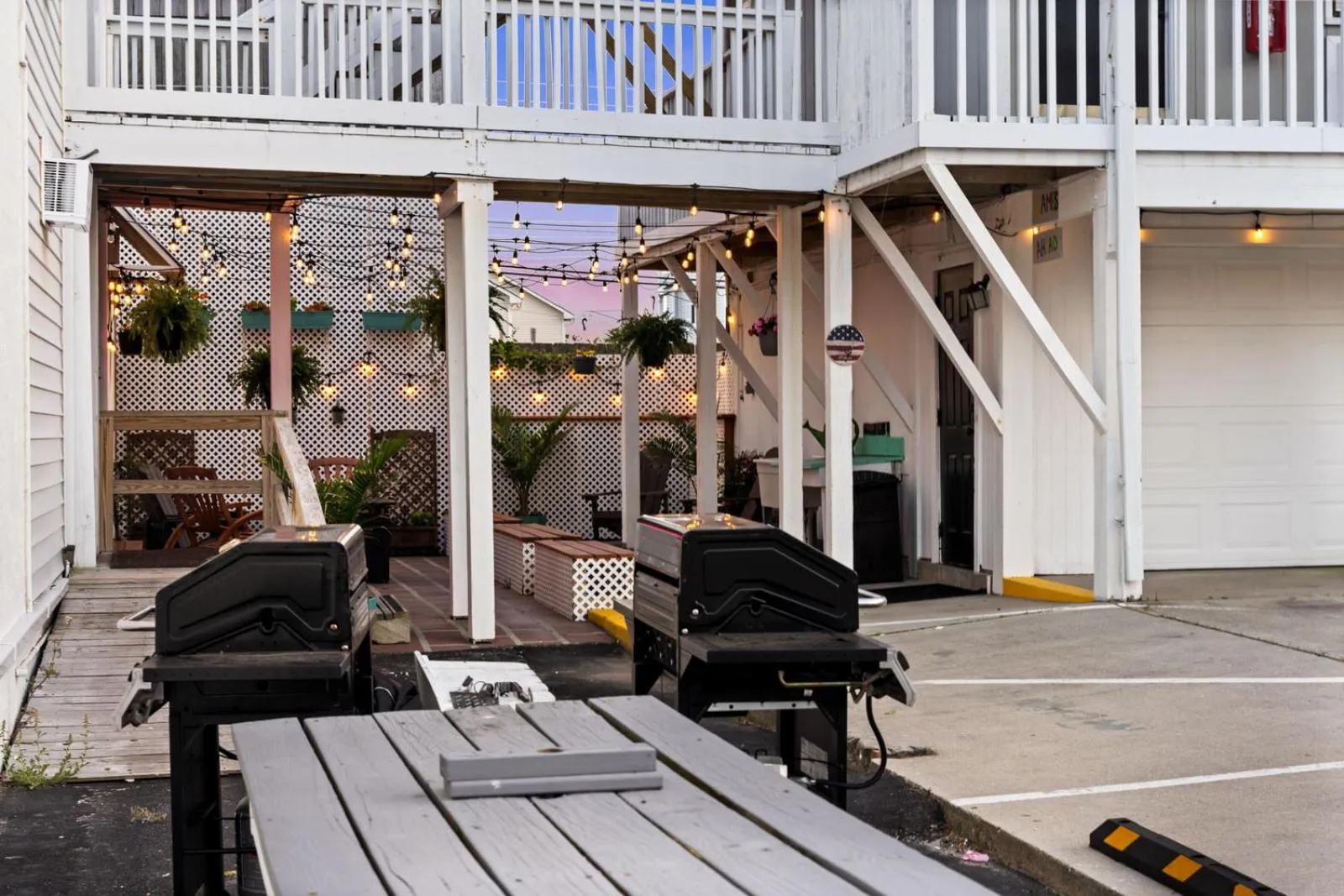 Garden in Dry Dock Inn