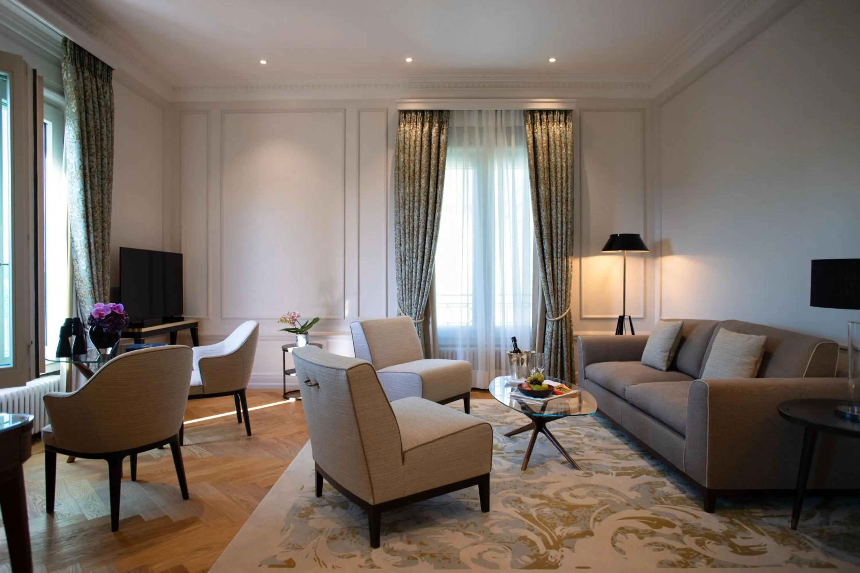 Living room in Hotel Bellevue Palace Bern