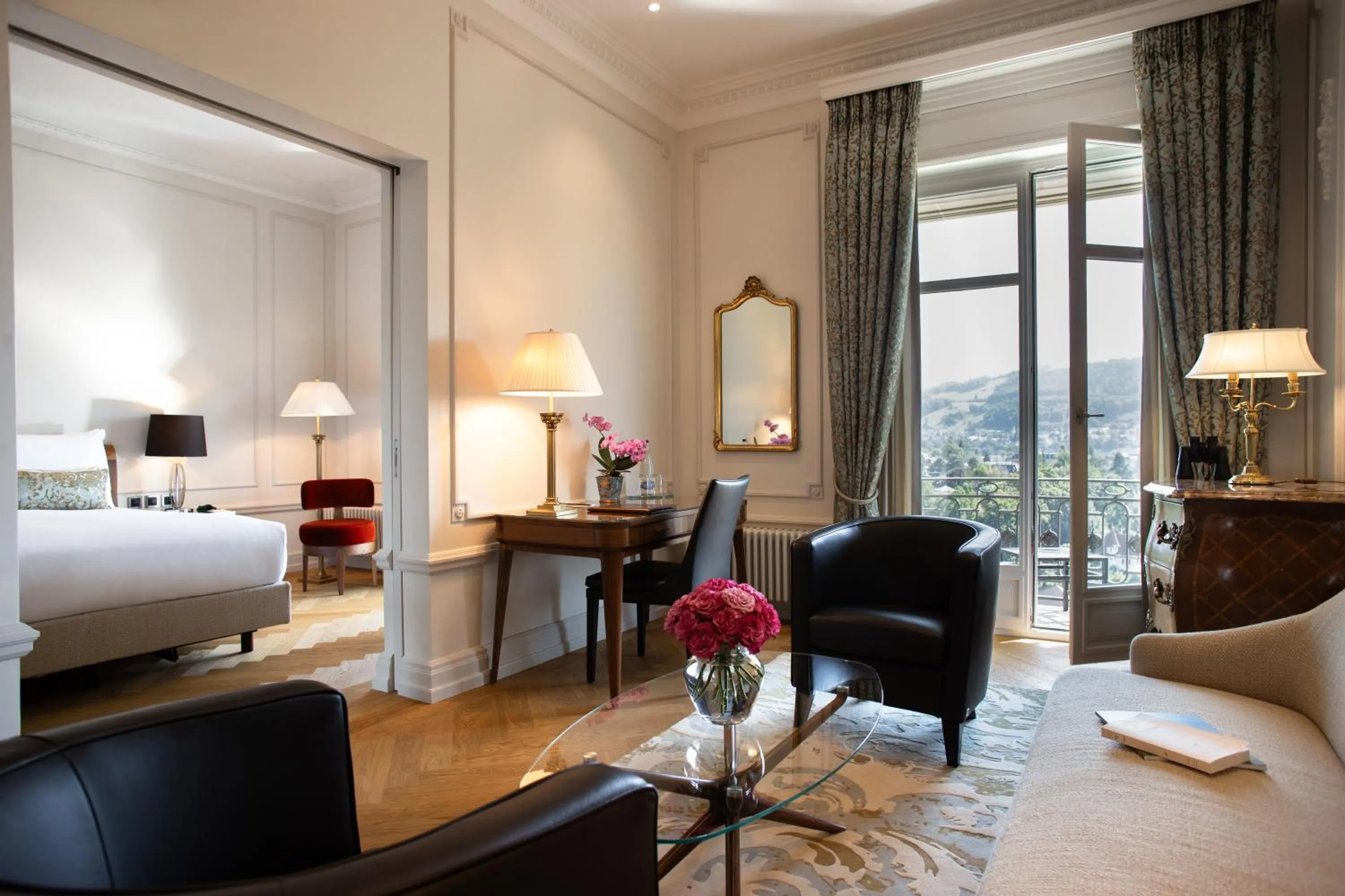 Photo of the whole room, Bed in Hotel Bellevue Palace Bern