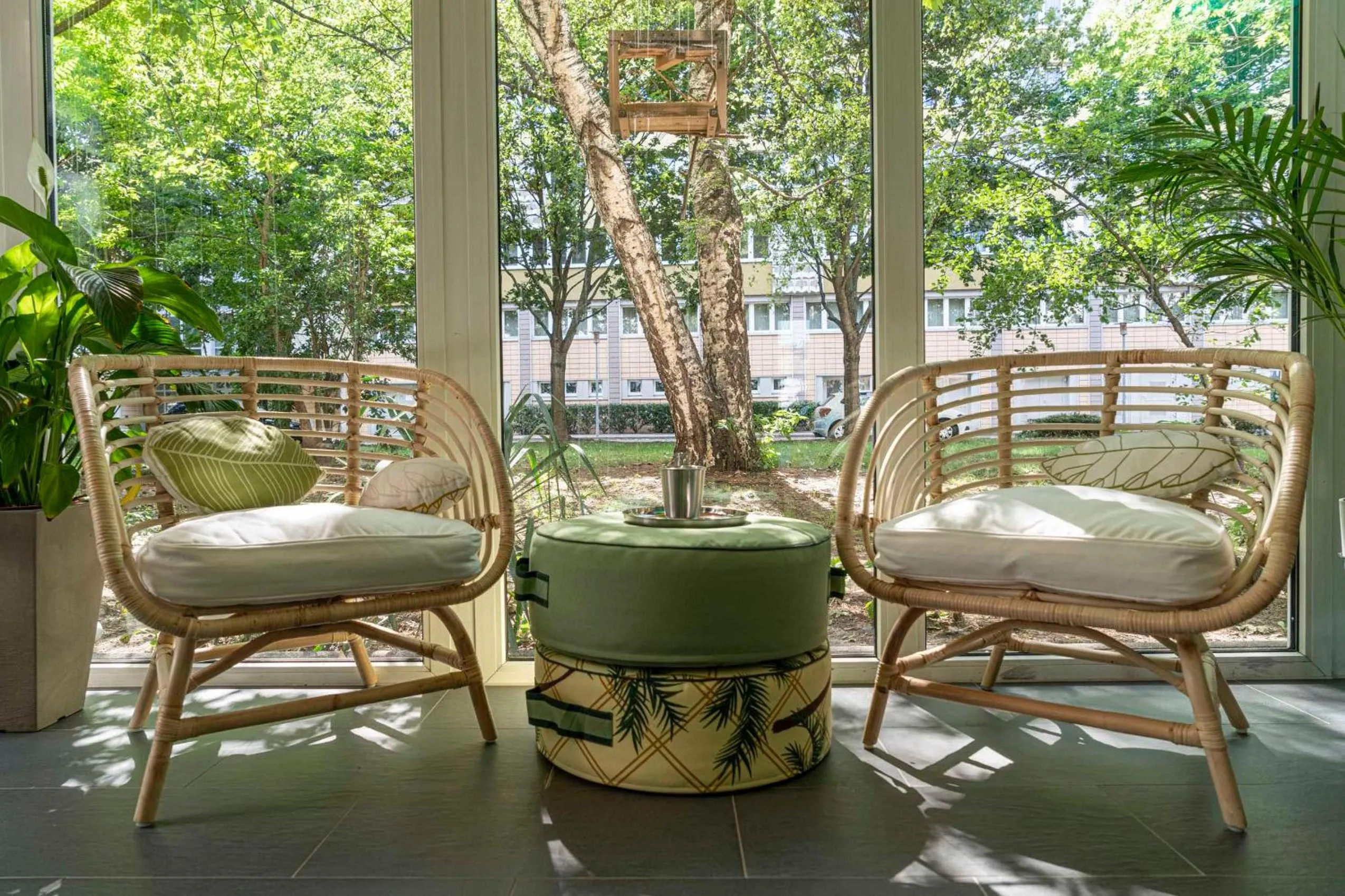 Communal lounge/ TV room in BIG MAMA Leipzig