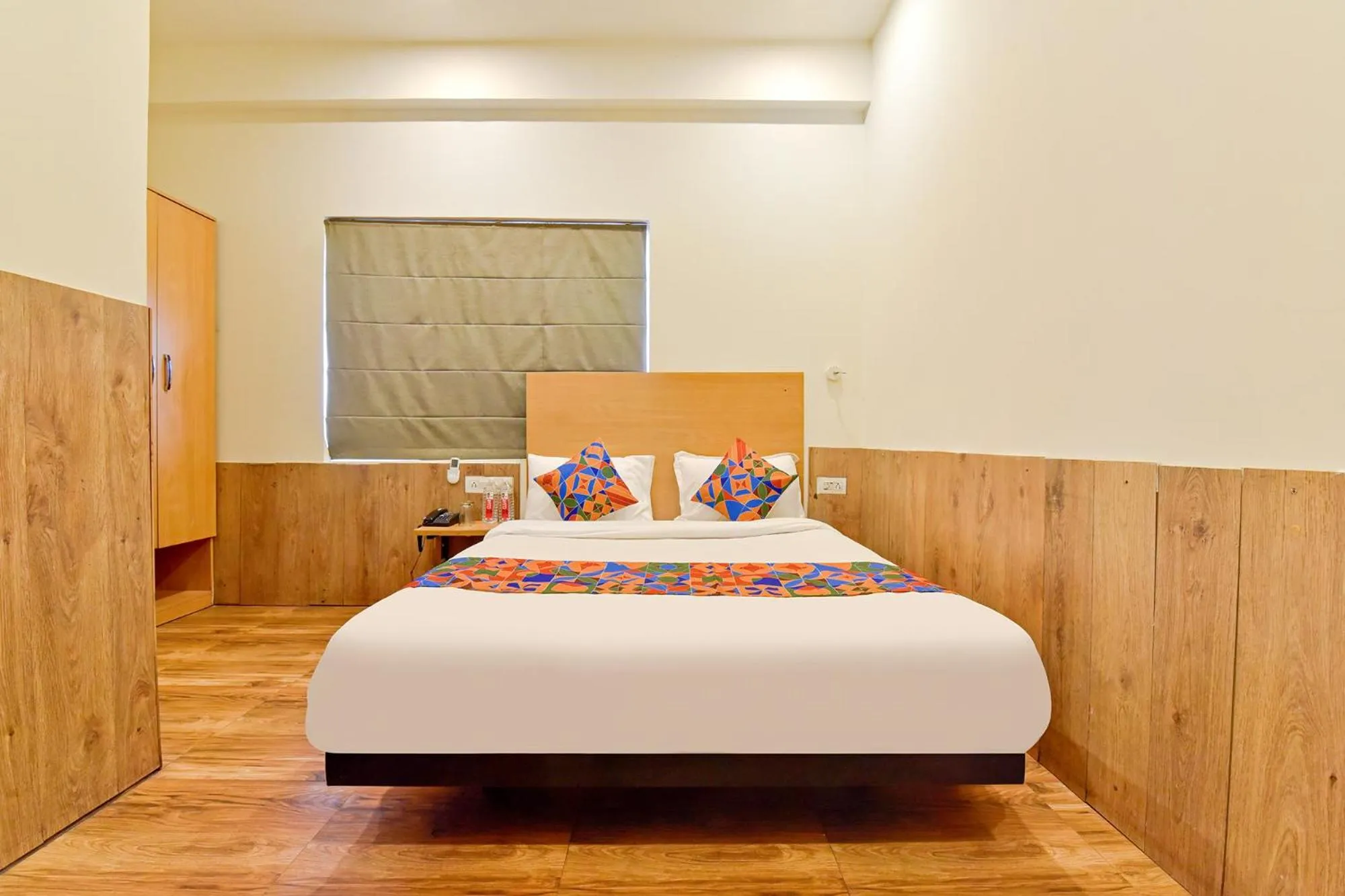 Bed in OYO 79651 TownHouse OTH Buddhi