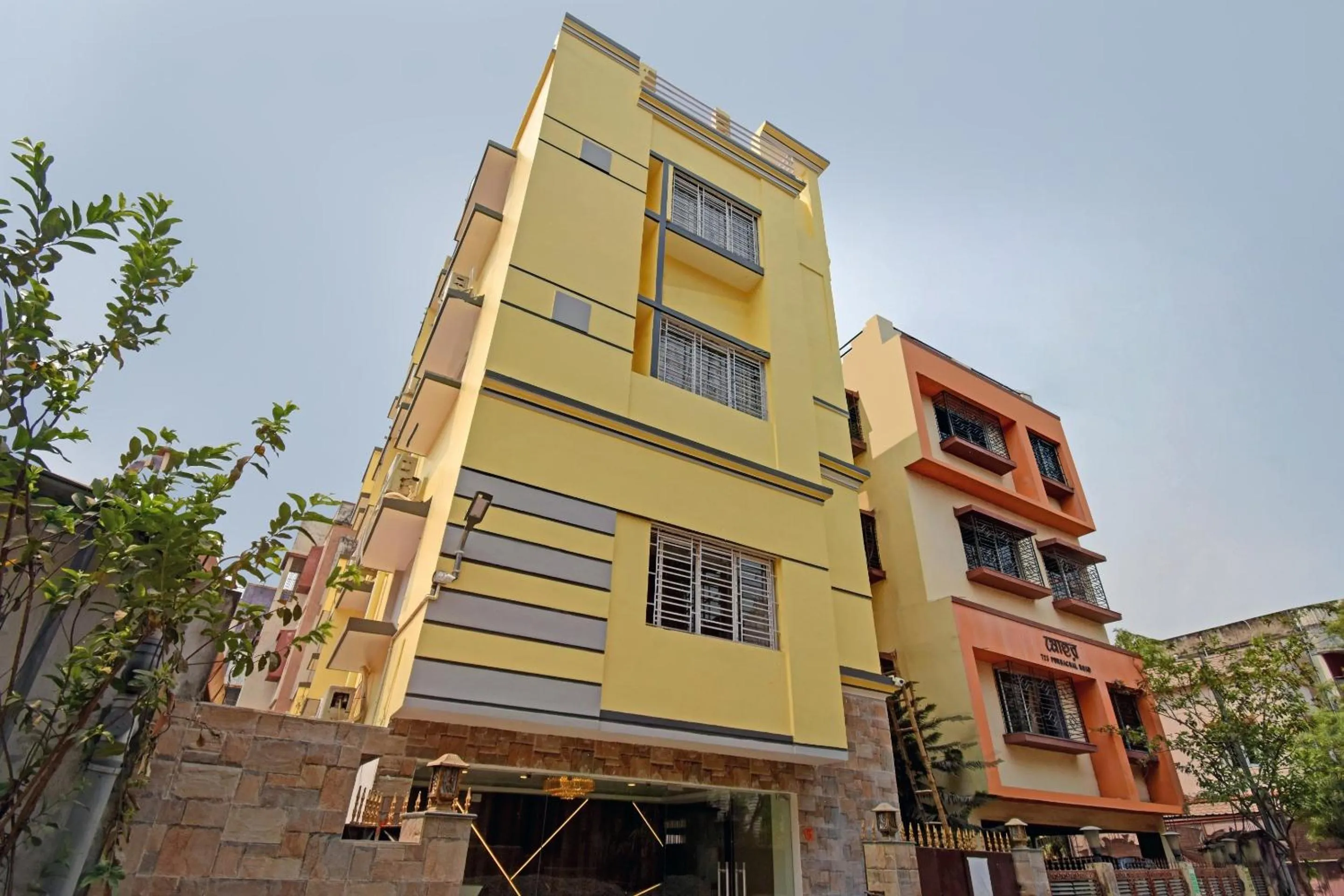 Facade/entrance in Super Collection O Ketan Regency Near Acropolis Mall