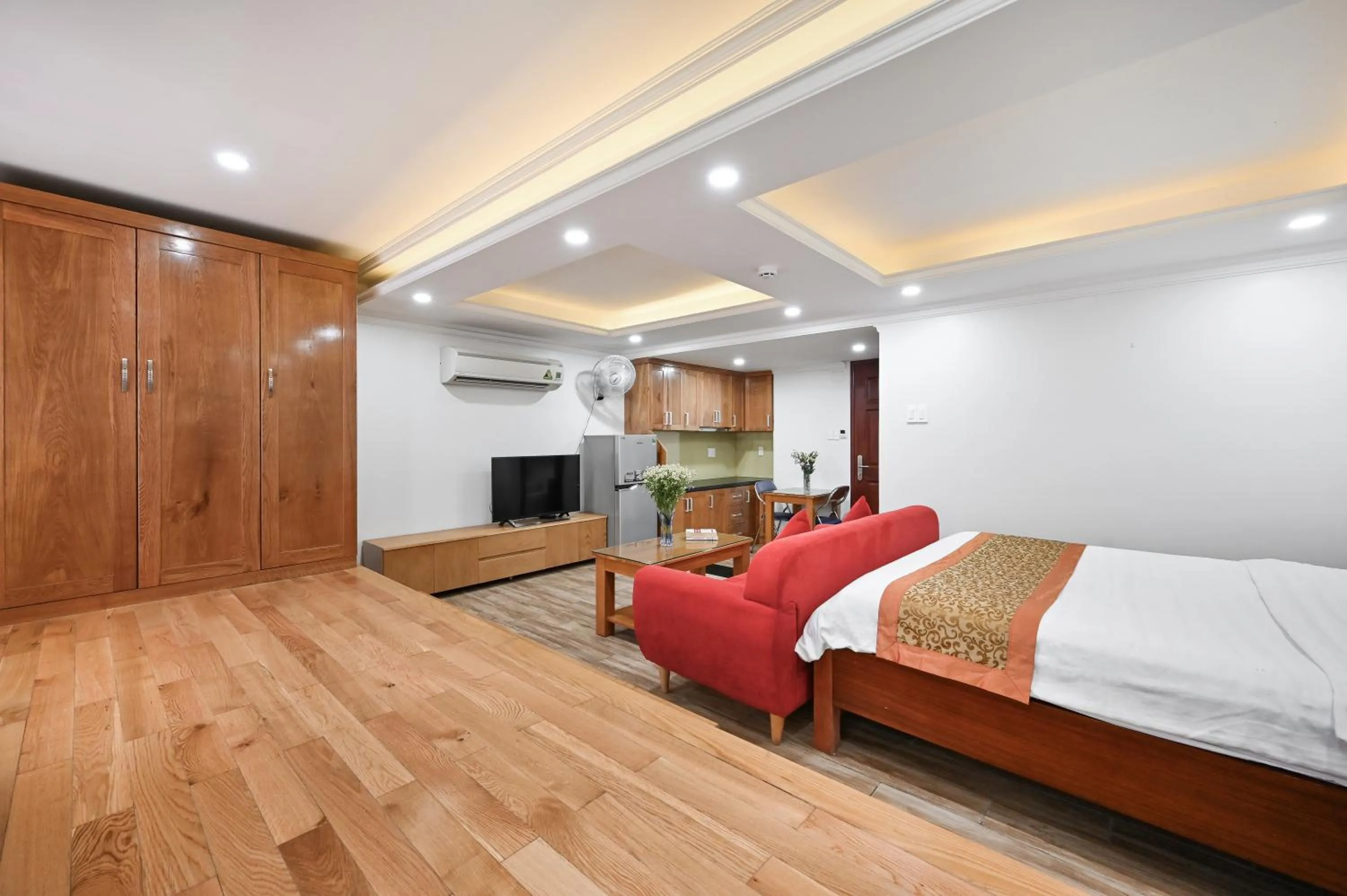 Living room, Bed in Genie Hotel & Serviced Apartments