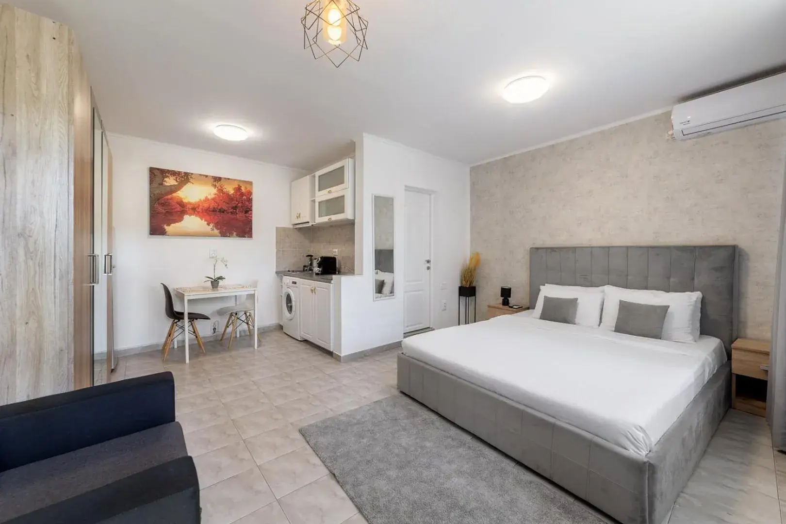 Downtown Victoria Studios By CityBookings Downtown Victoria Studios By CityBookings