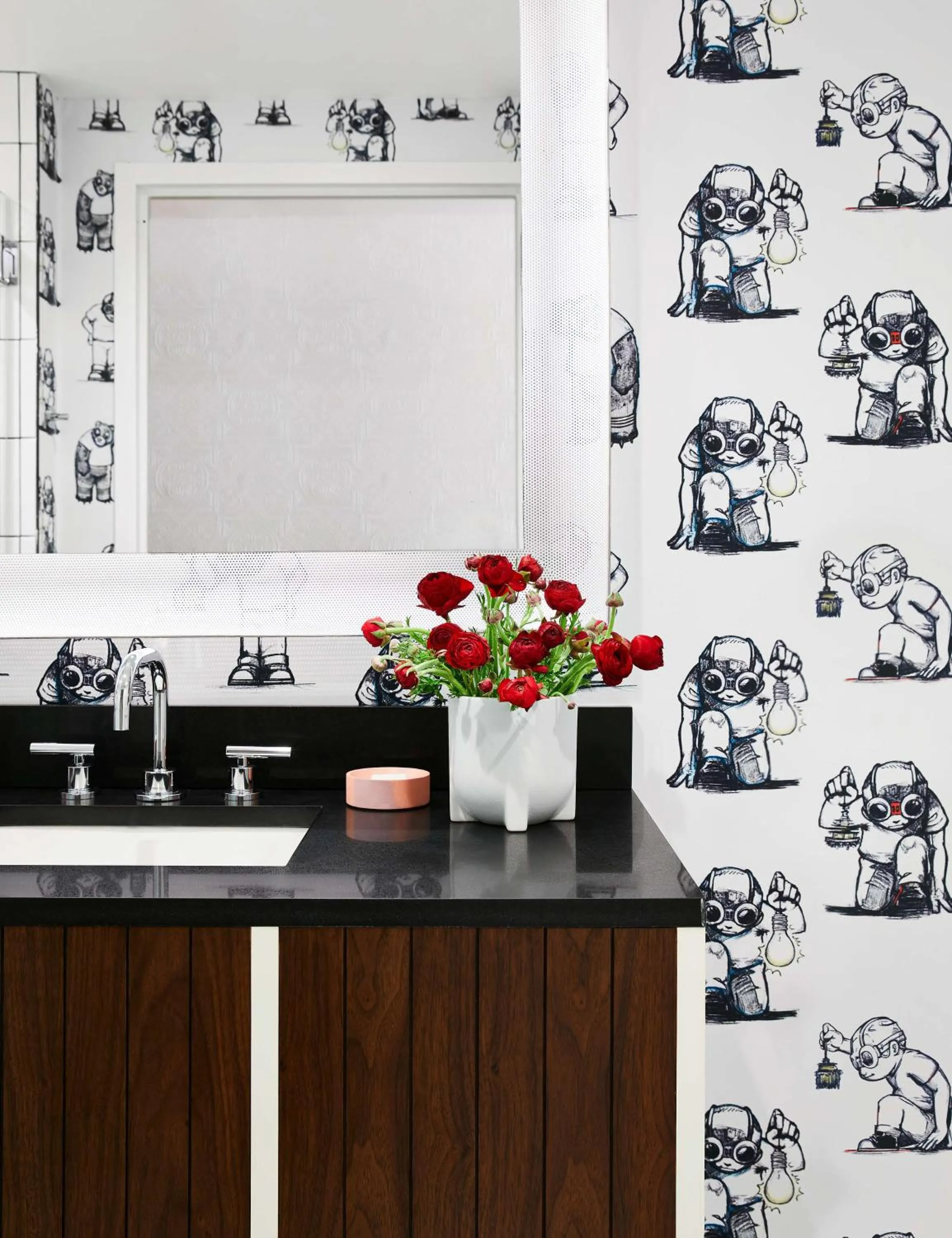 Bathroom in Graduate by Hilton New York