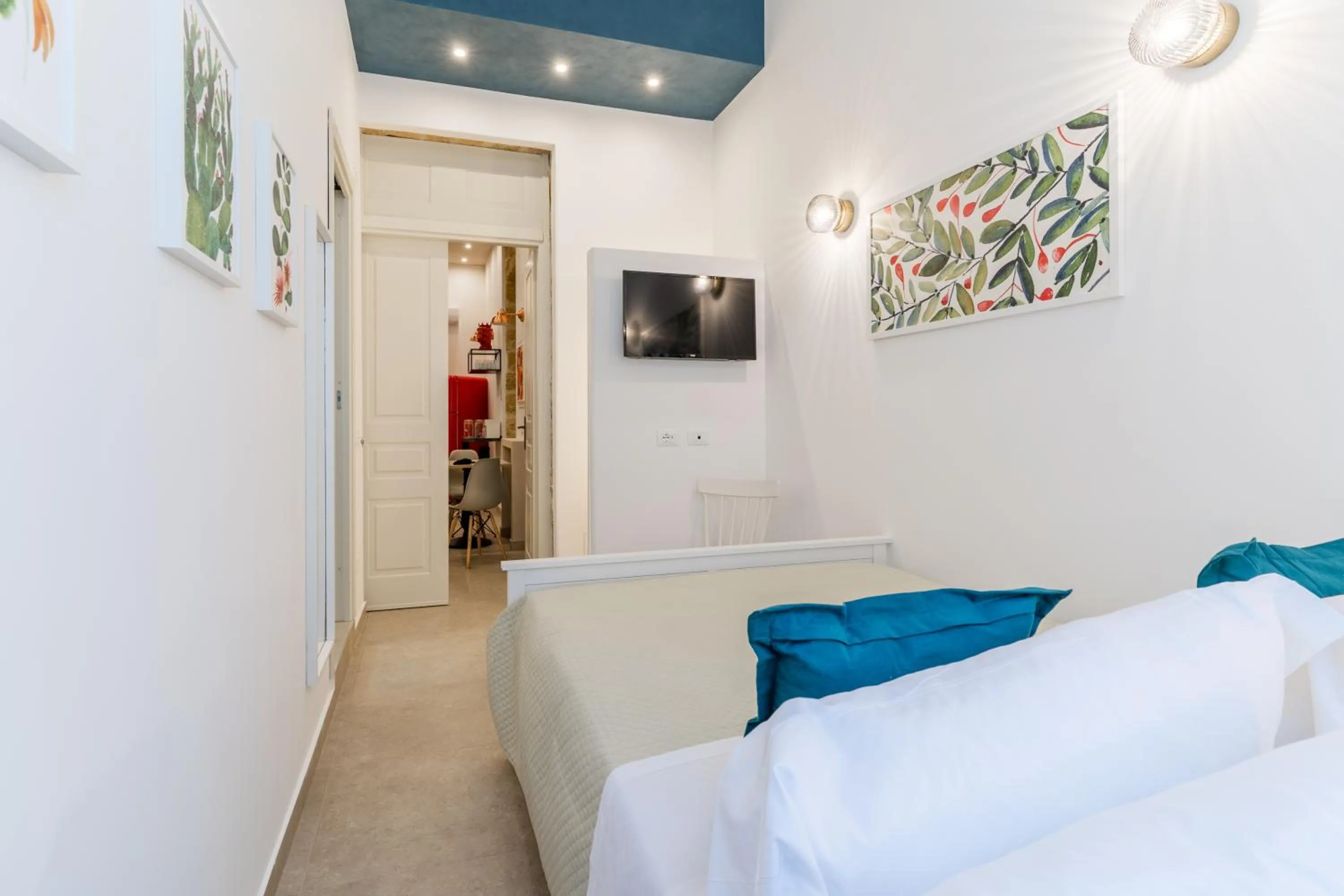 Bed in Mama Tita Rooms and Breakfast