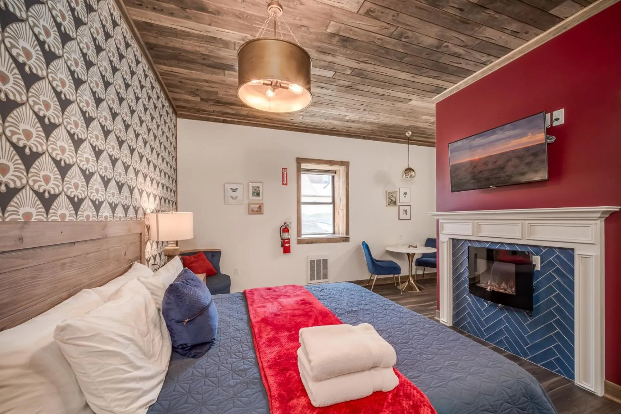 Bed in The Port of Prescott Boutique Hotel