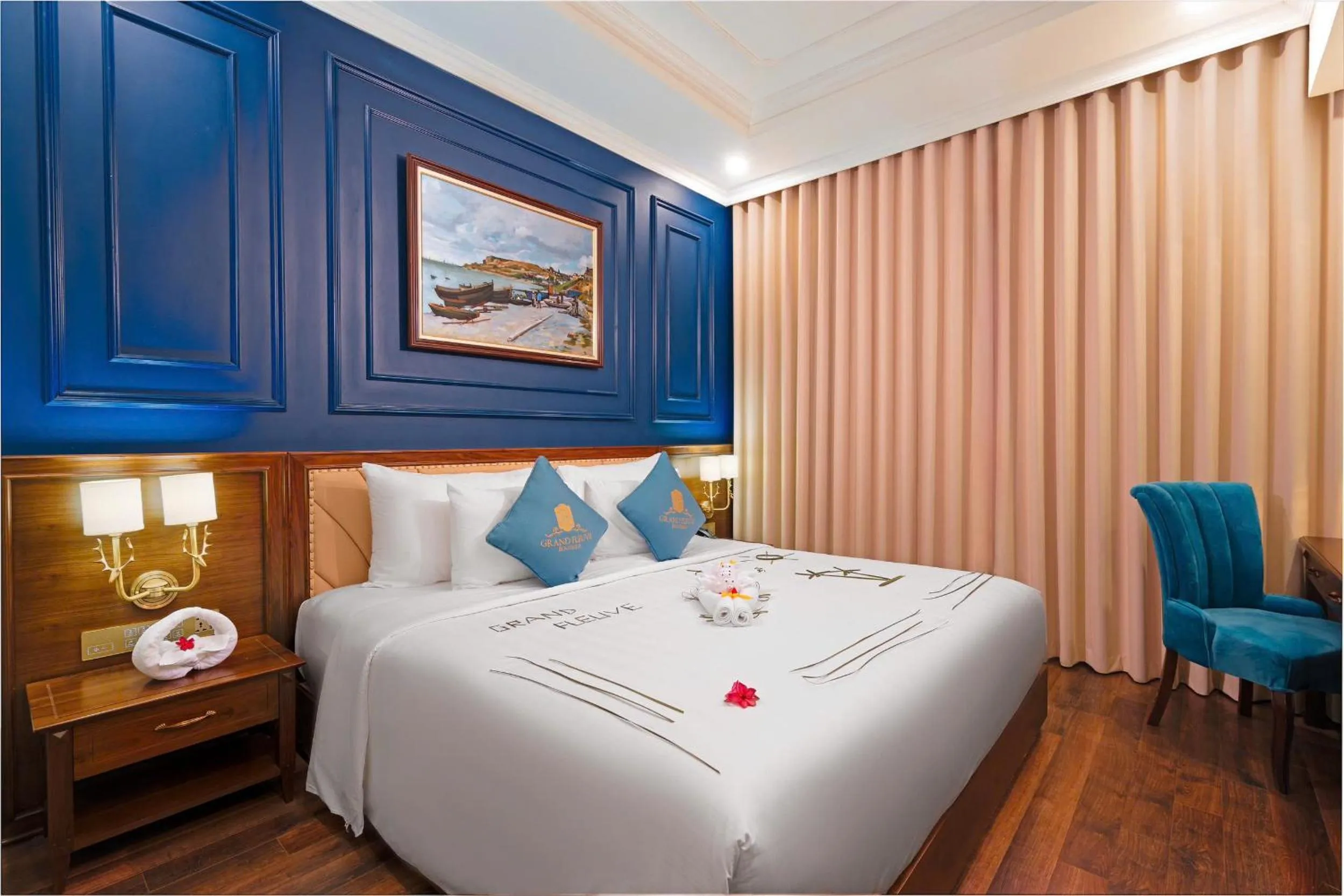 Bed in Grand Fleuve Boutique