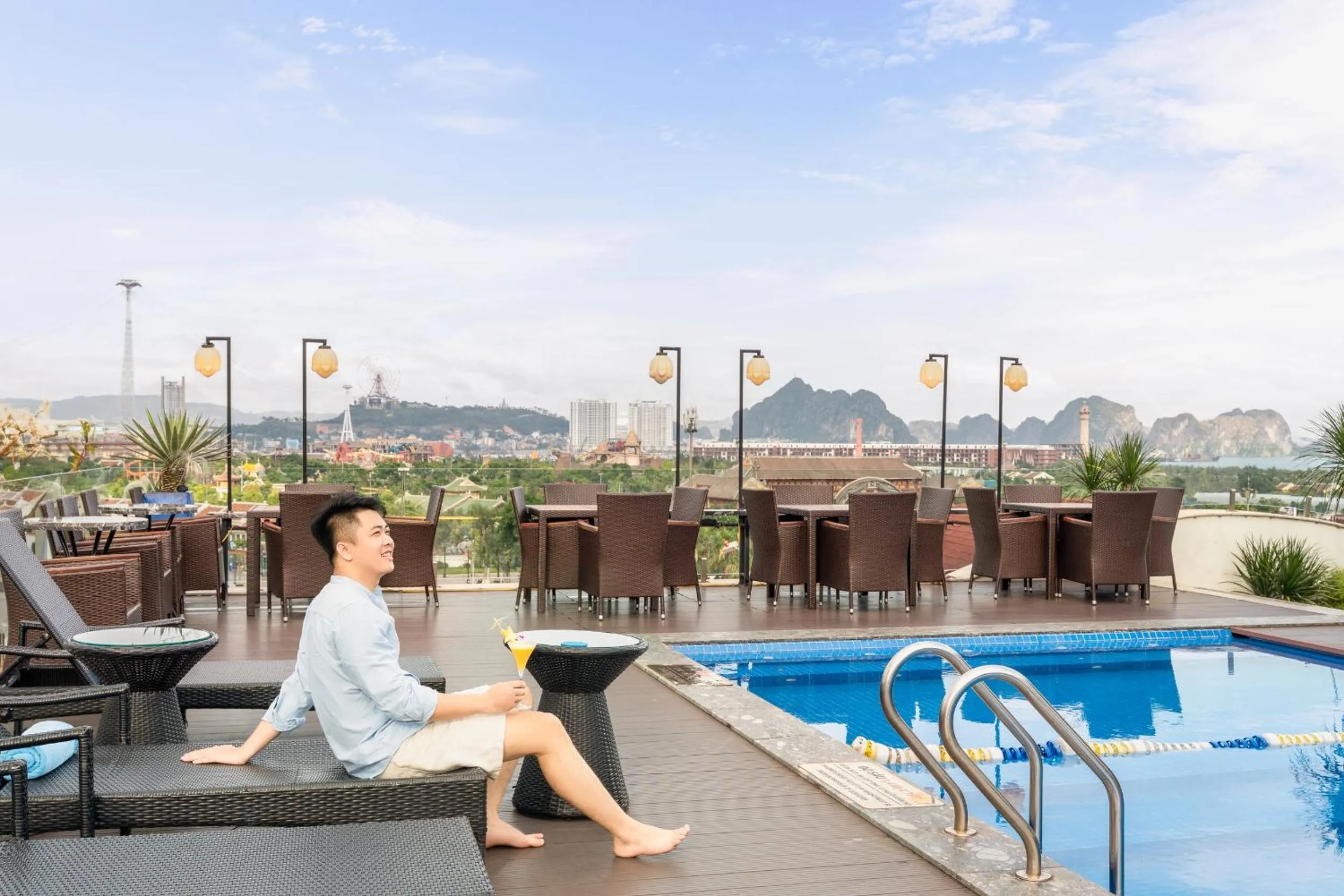 Swimming pool in Grand Fleuve Boutique