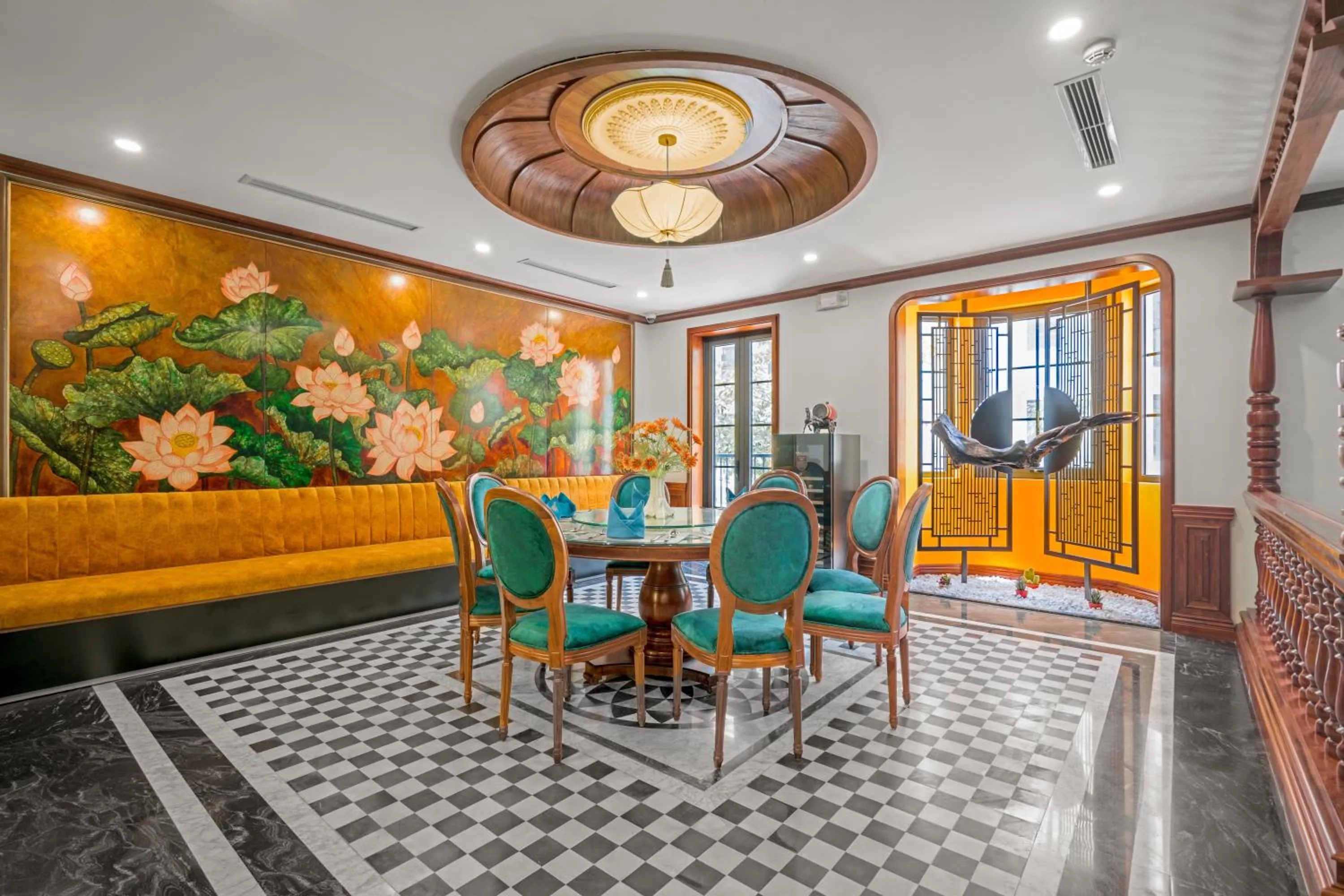 Seating area in Grand Fleuve Boutique