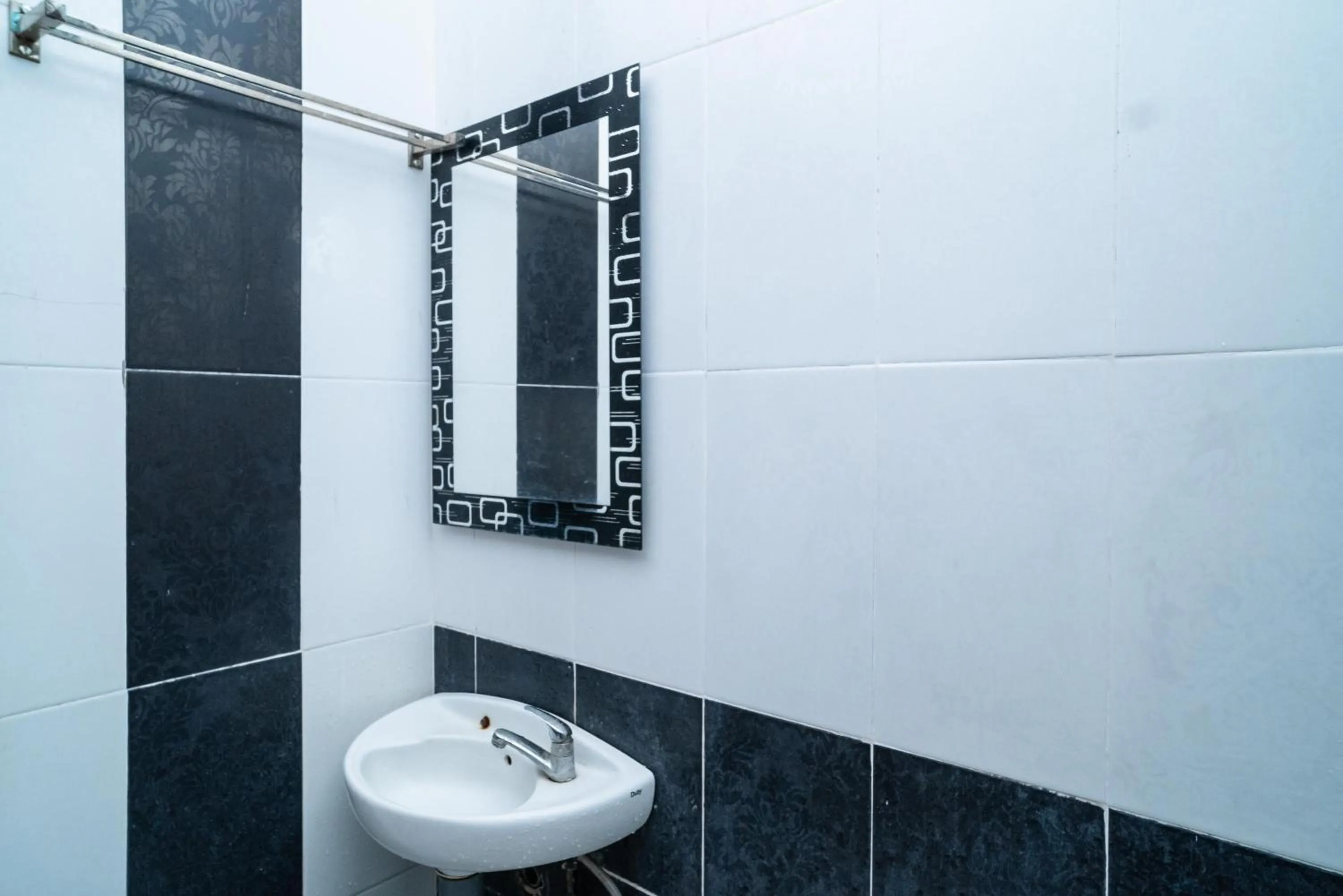 Bathroom in RedDoorz near Uniska Banjarmasin