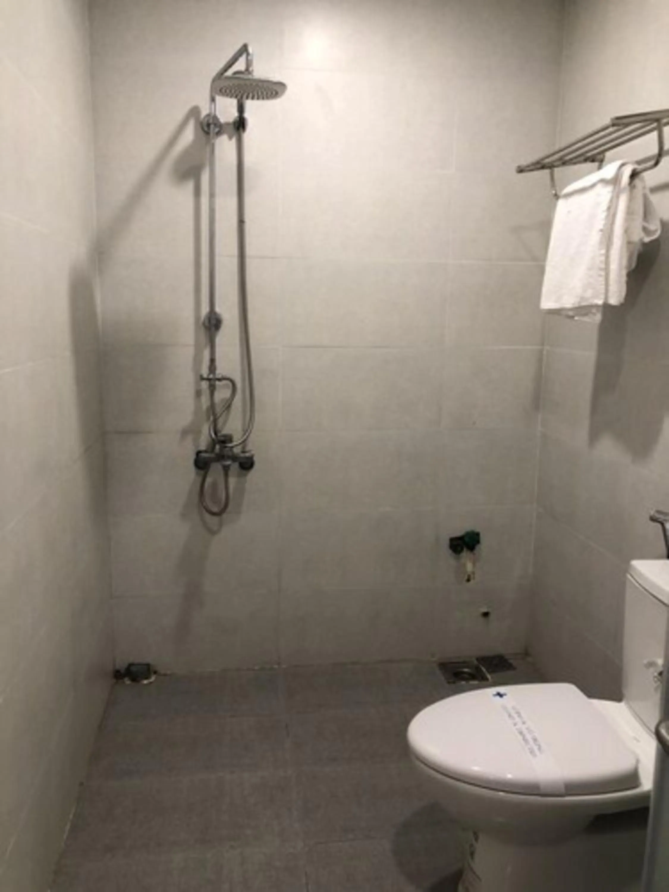 Property building in Quynh Huong Hotel