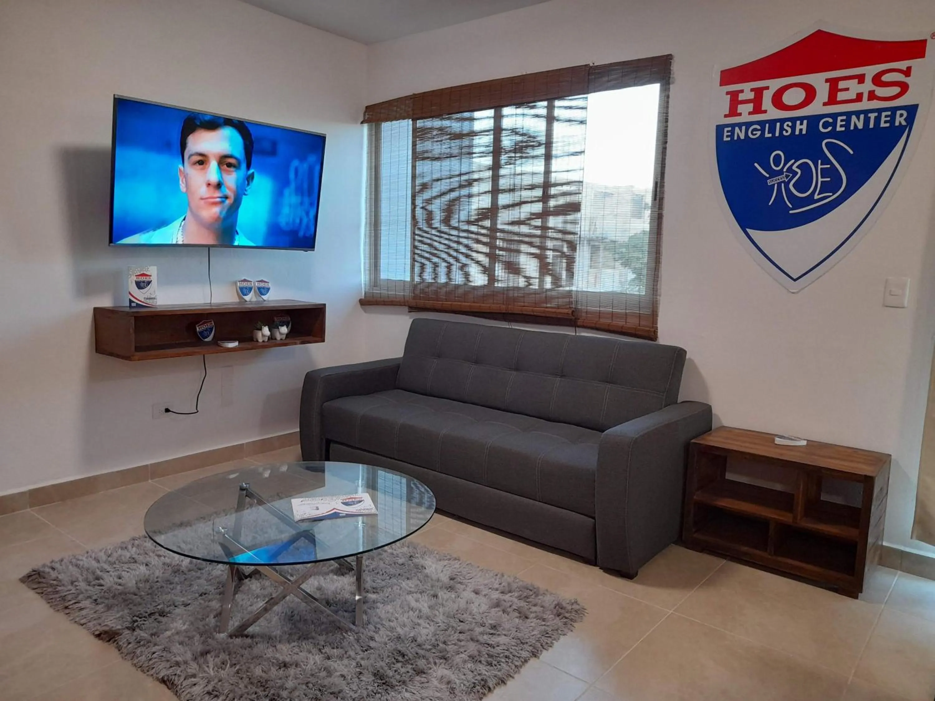 Communal lounge/ TV room in Beautiful Apartment HOEStel Punta Estrella!