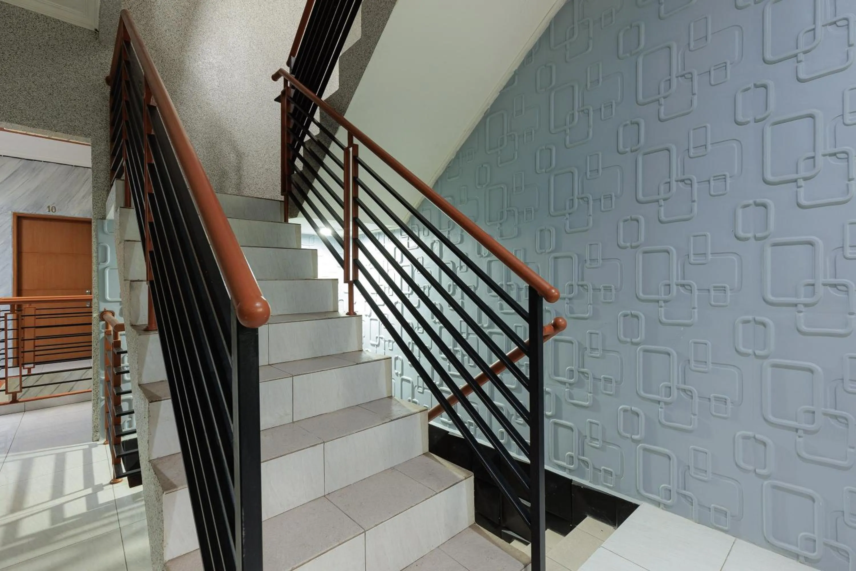 Property building in RedDoorz Syariah at Hotel Tiga ER near Karawang Central Plaza