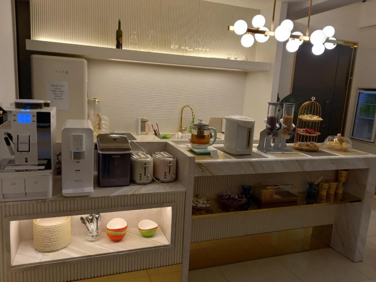 Restaurant/places to eat in 사직 덴바스타 시그니처 호텔