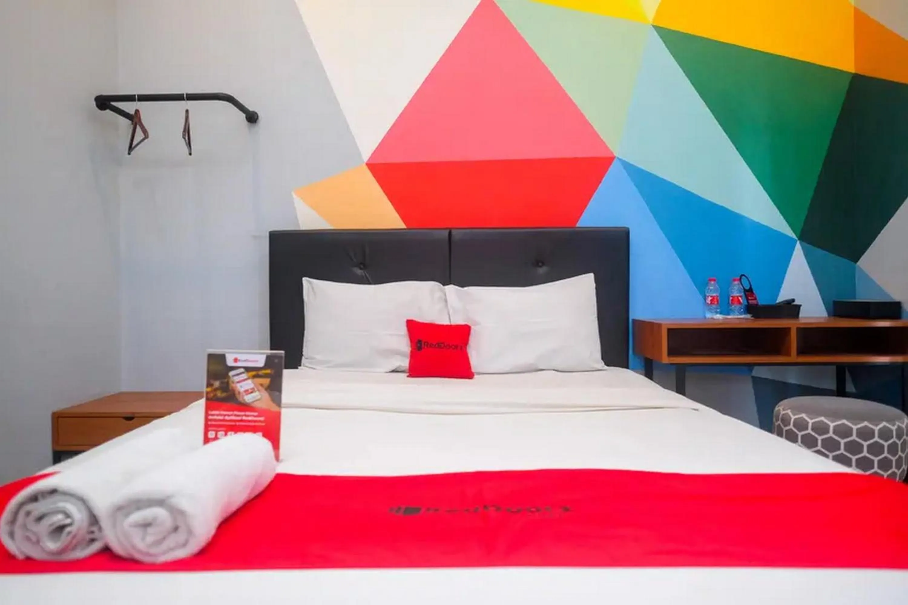 Bed in RedDoorz near Sindu Kusuma Edupark 3