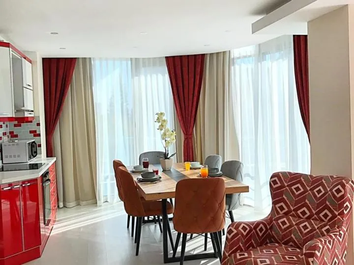 Kitchen or kitchenette in Alfa Apart Hotel