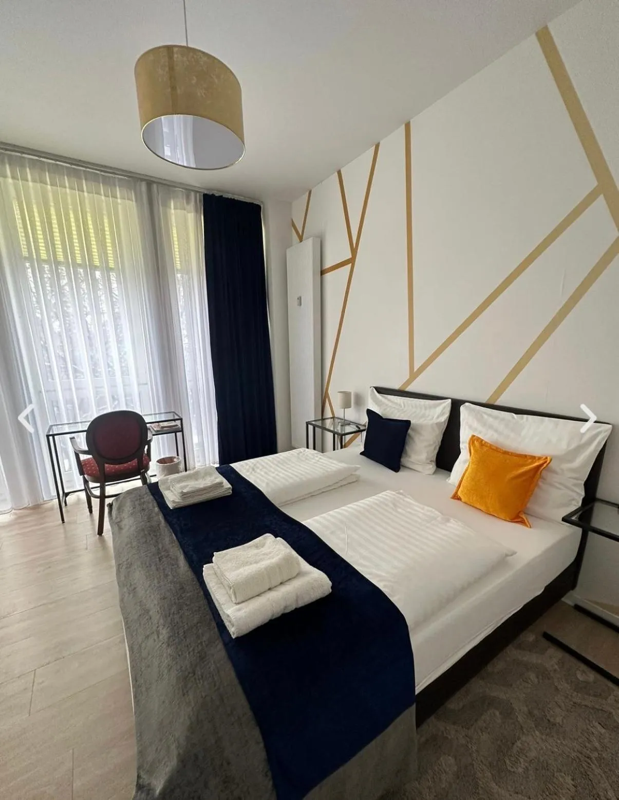 Photo of the whole room, Bed in Kangarooms - Schlachte Weserpromenade