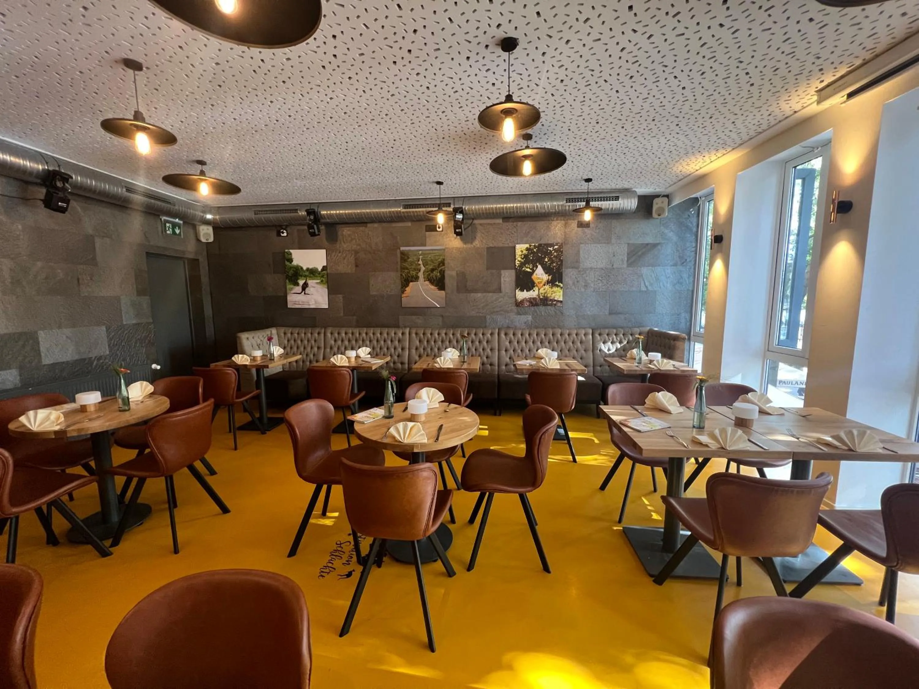 Restaurant/places to eat in Kangarooms - Schlachte Weserpromenade